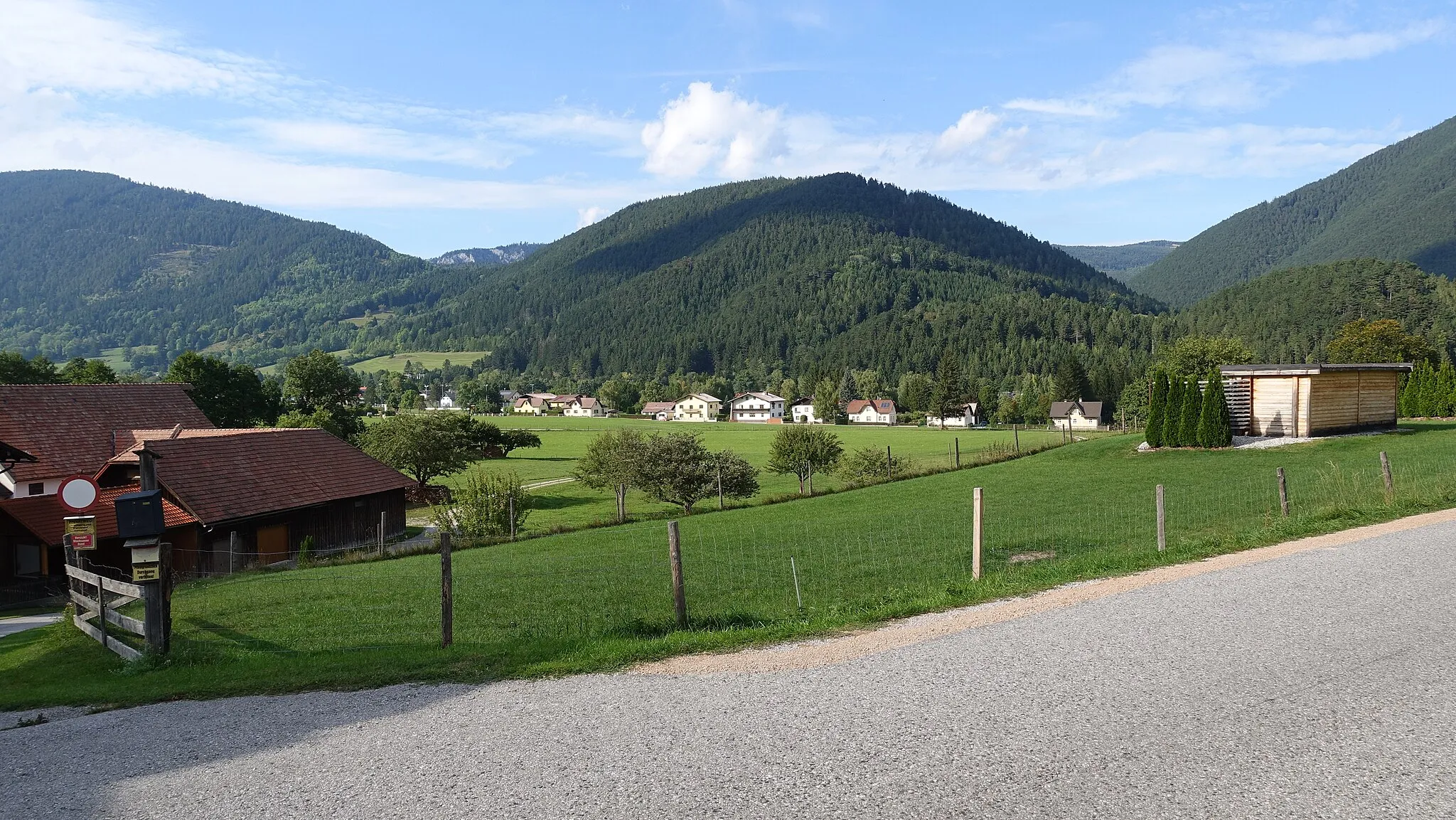 Photo showing: Schneeberg - Sept. 2019 - Puchberg zum Wiesberg
