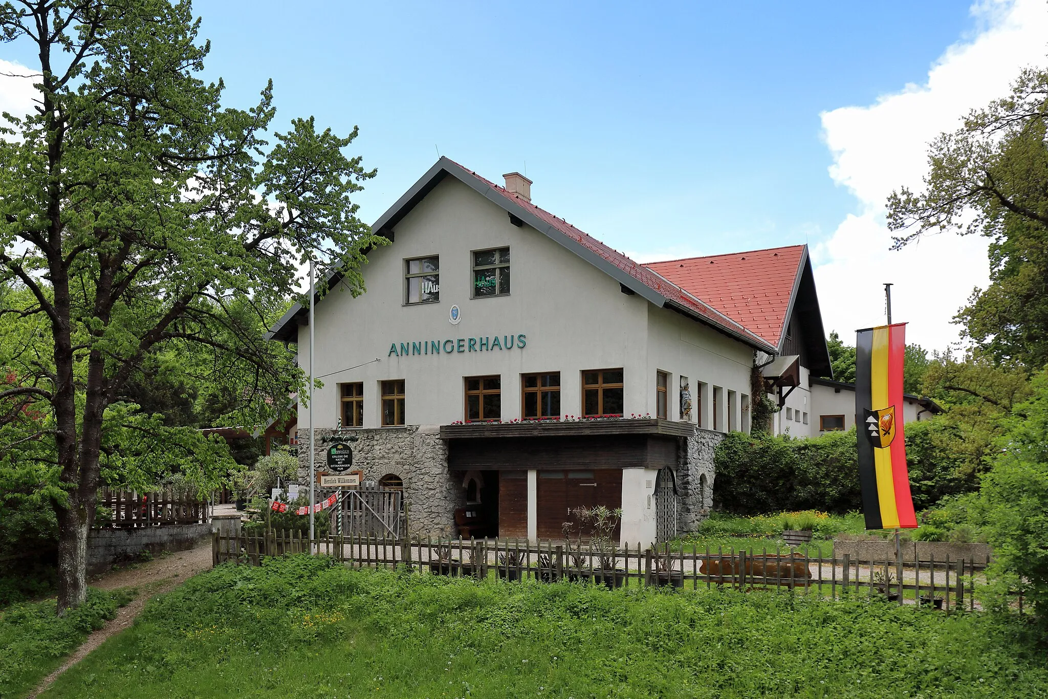 Photo showing: The Anningerhaus on the Anninger in Gaaden, Lower Austria.