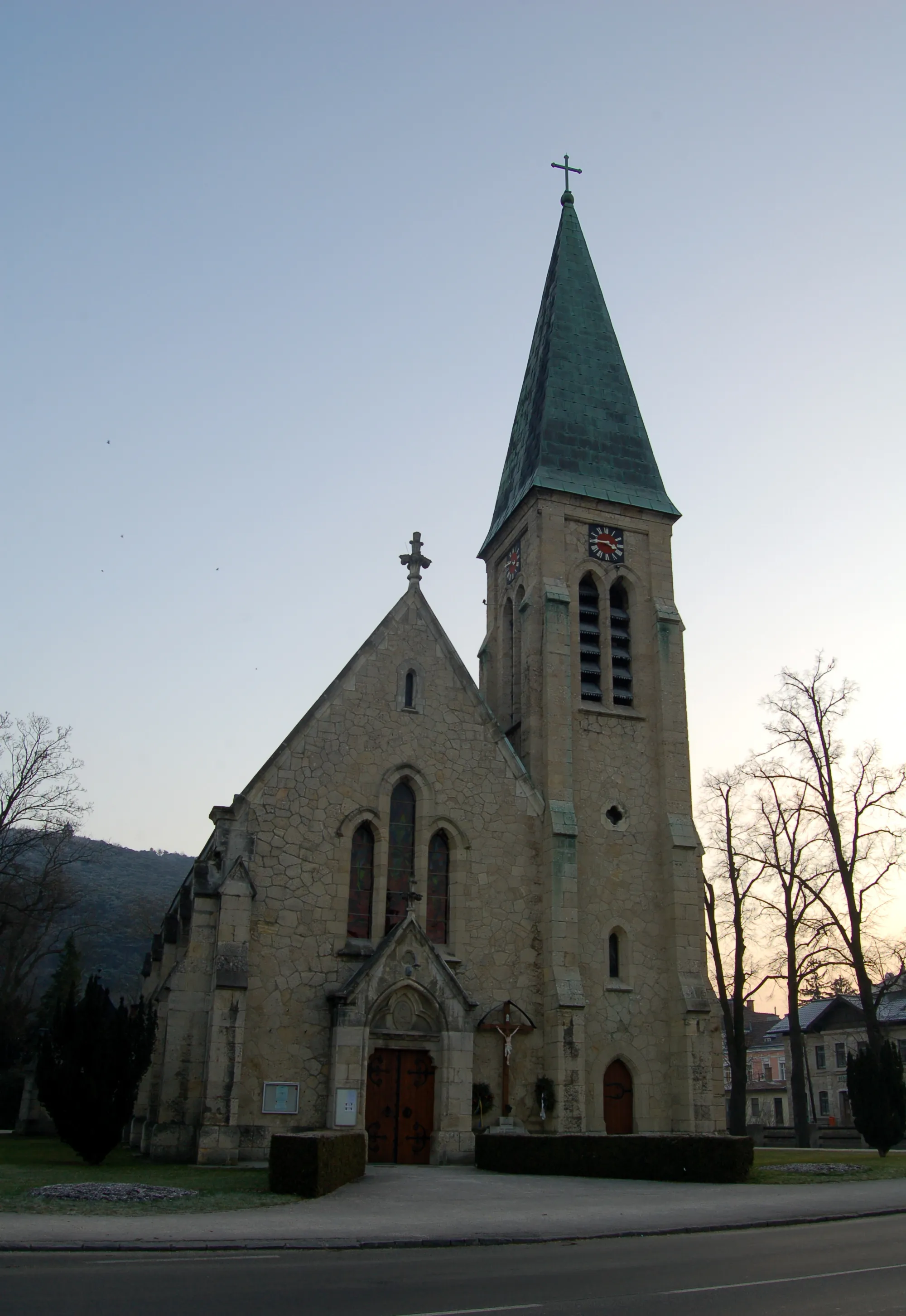 Photo showing: St. Mary's church (Marienkirche) in Berndorf, Lower Austria. Built 1881-1883