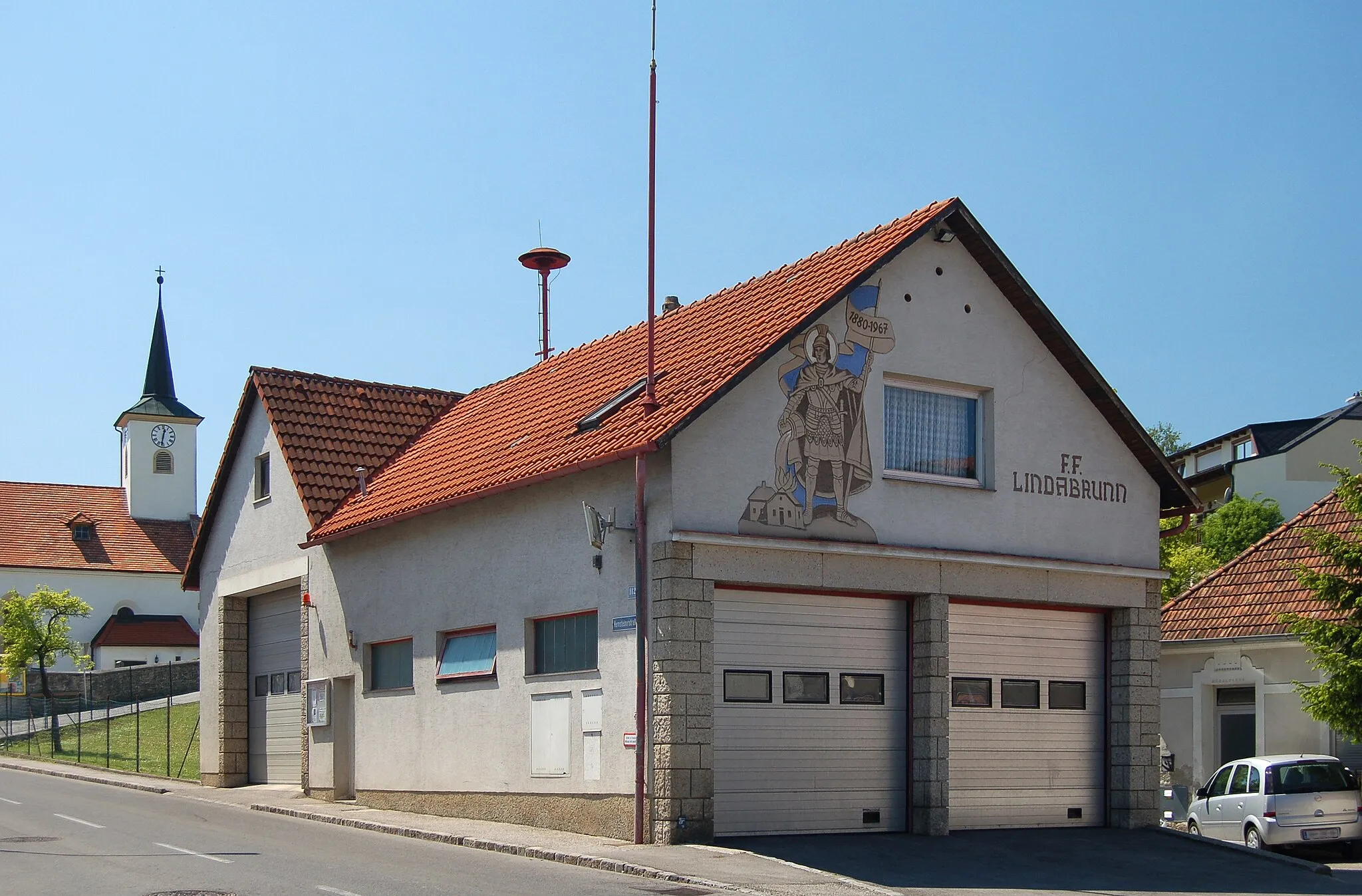 Photo showing: Fire station in Lindabrunn, Lower Austria.