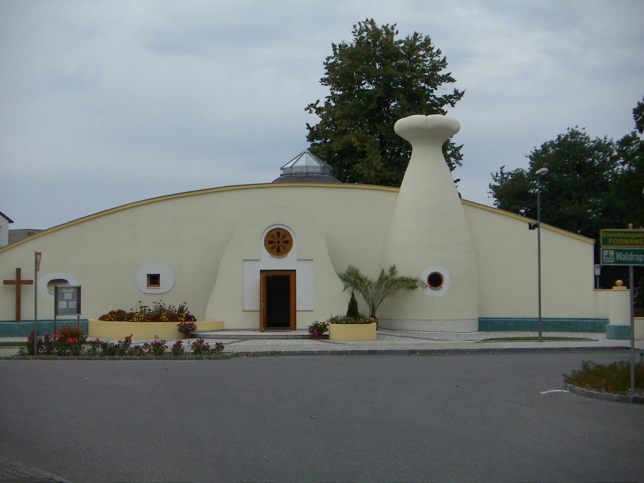 Photo showing: Evangelische Kirche Waidhofen an der Thaya, Architekt Efthymios Warlamis