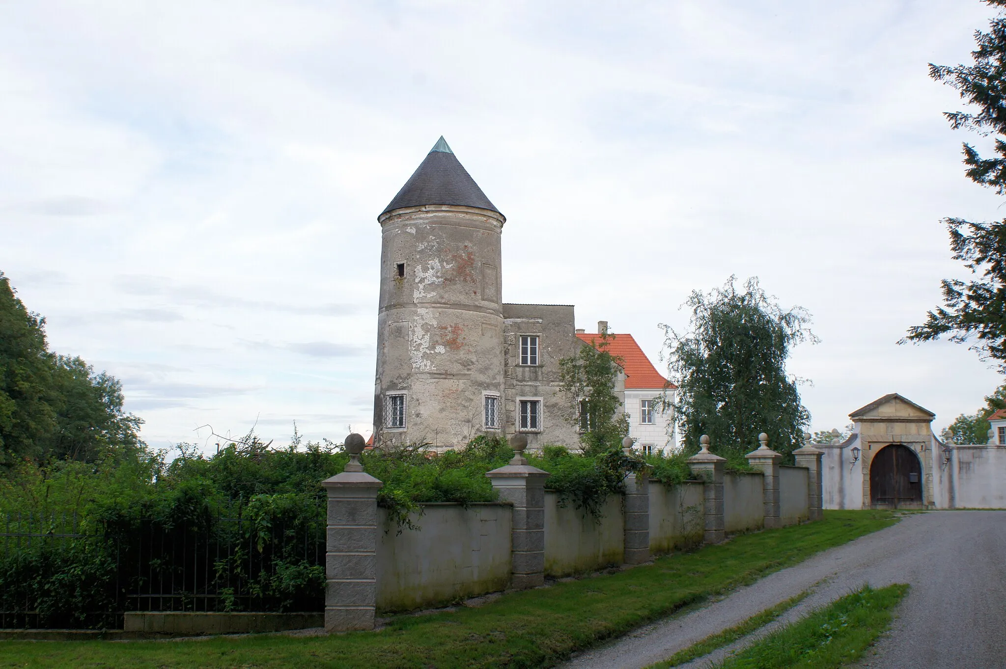 Photo showing: Schloss Viehofen