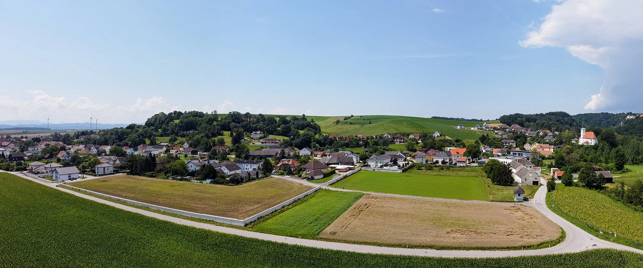 Photo showing: typische Gesamtansicht der Gemeinde Haunoldstein