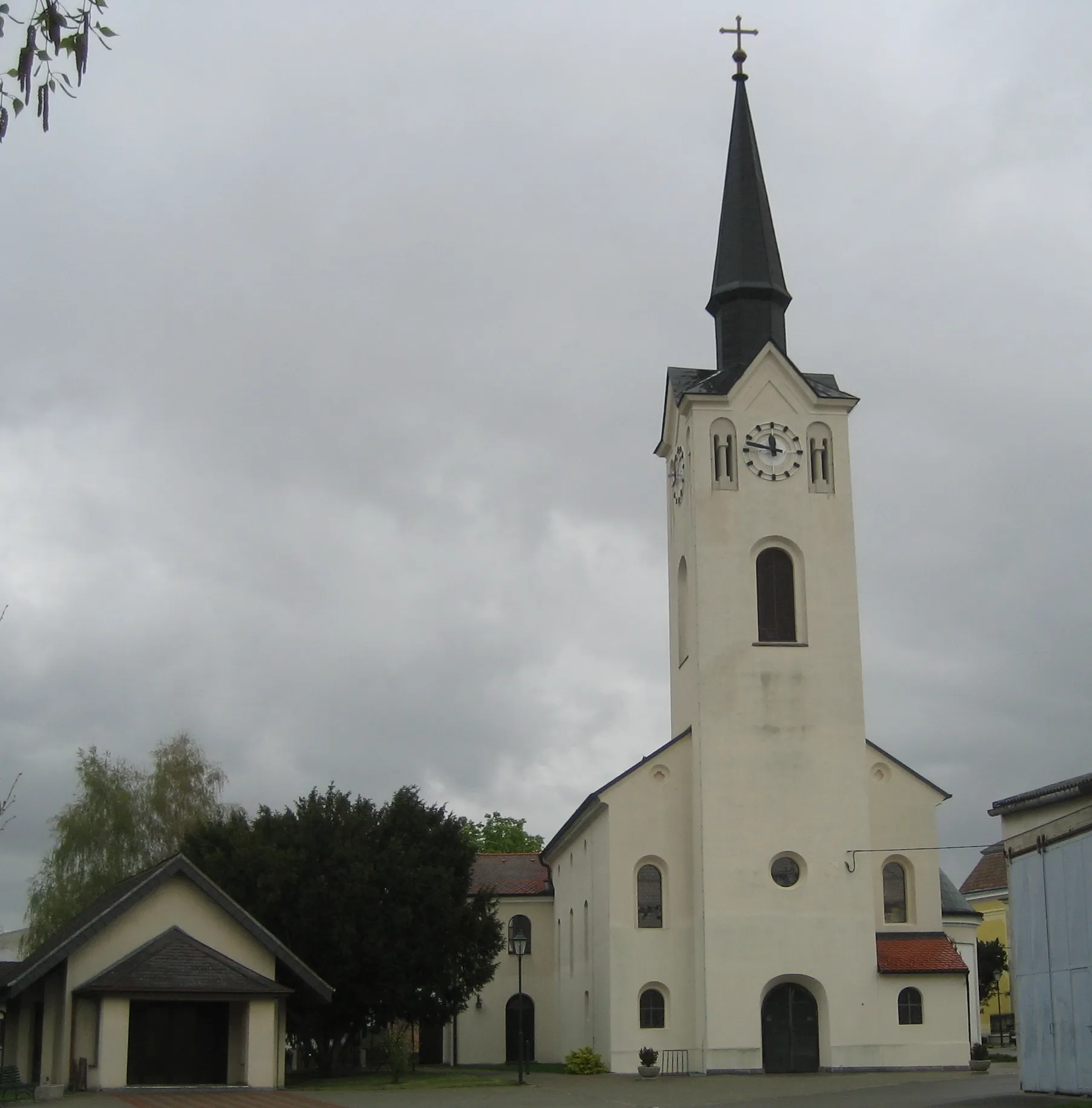 Photo showing: Katholische Kirche in Wulzeshofen in Niederösterreich