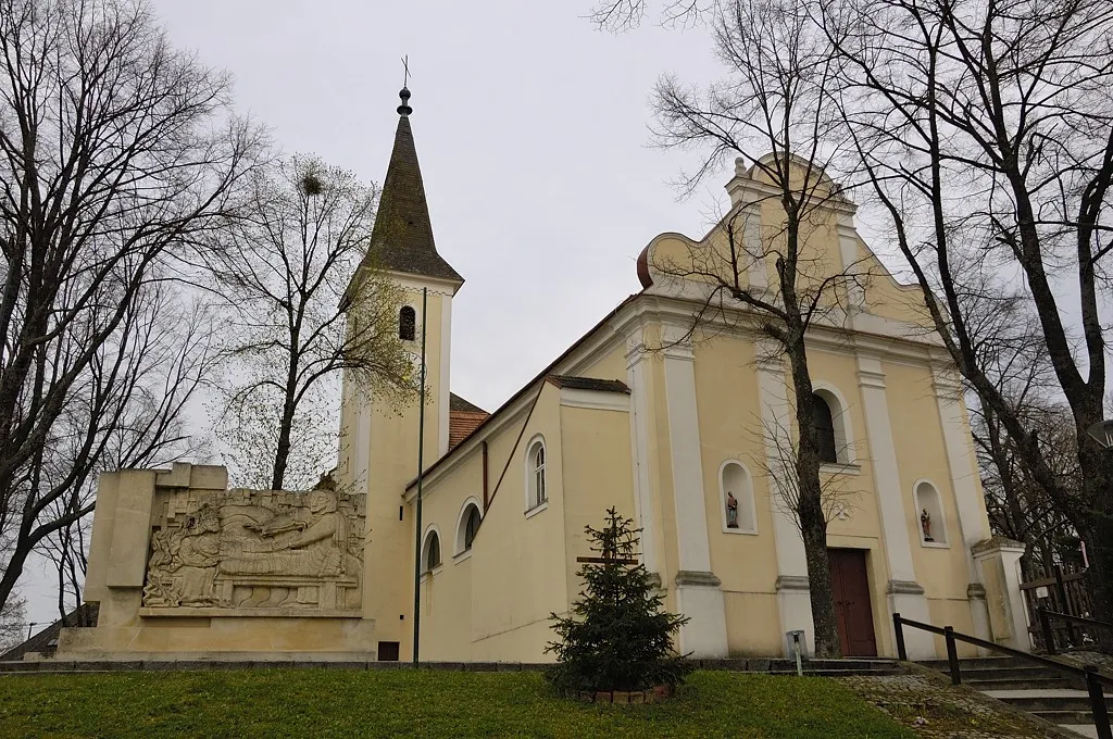 Photo showing: Kath. Pfarrkirche hll. Petrus und Paulus