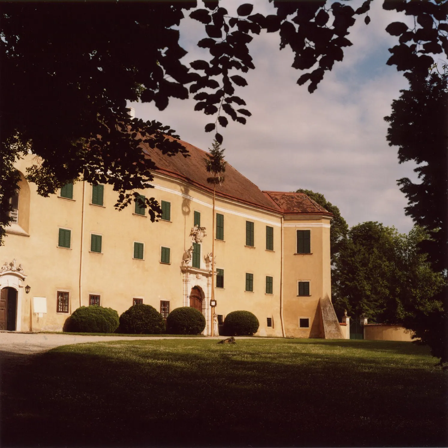 Photo showing: Schloss Sierndorf
