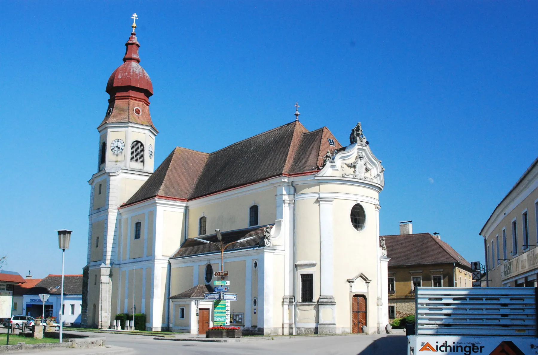 Photo showing: Pfarrkirche von Göllersdorf in Niederösterreich