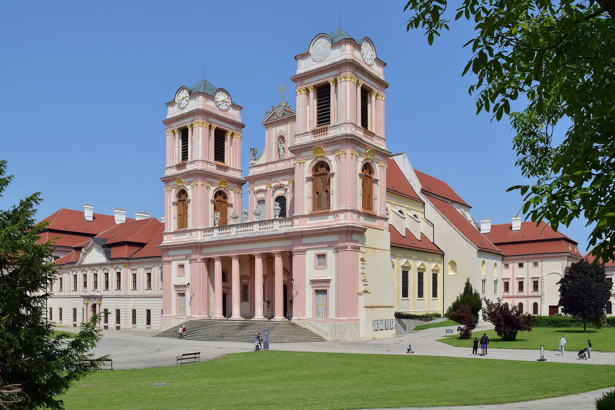 Photo showing: Stiftskirche von Stift Göttweig
