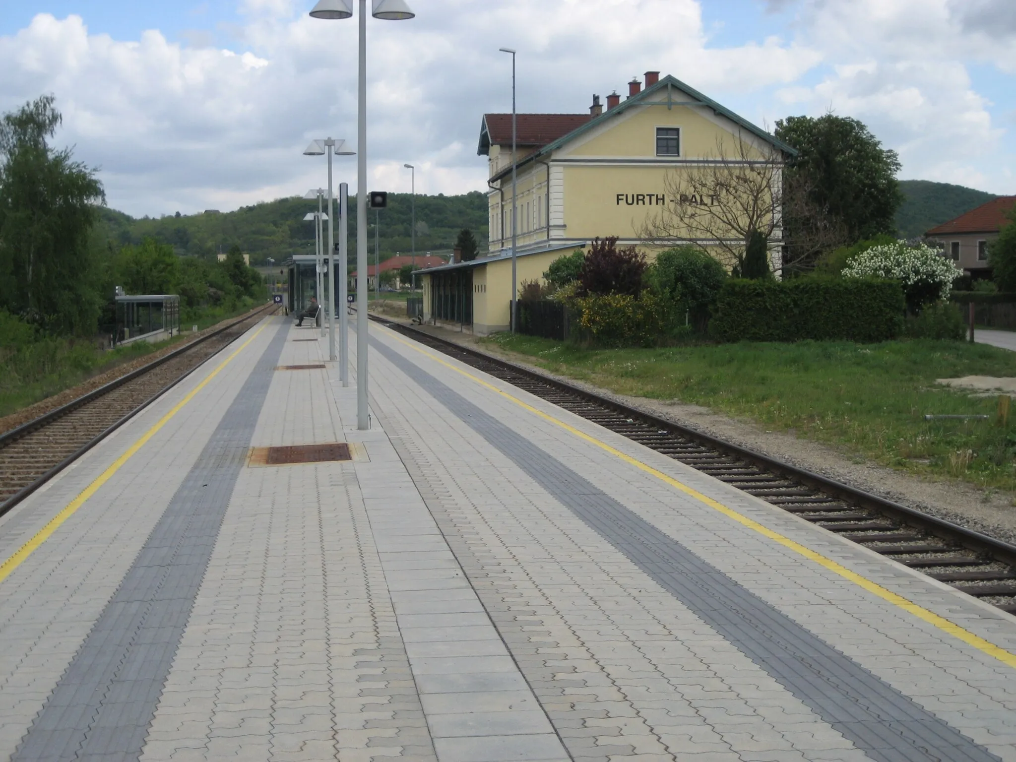 Photo showing: Furth-Palt train station in Lower Austria