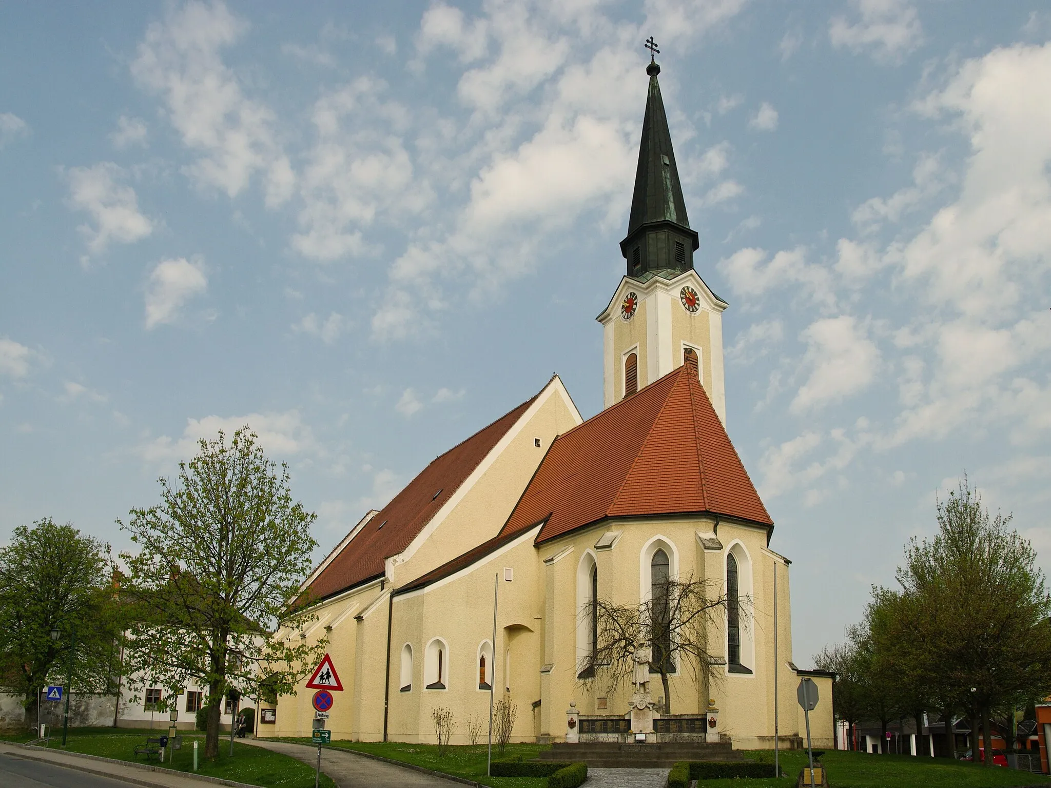 Photo showing: Pfarrkirche Hürm