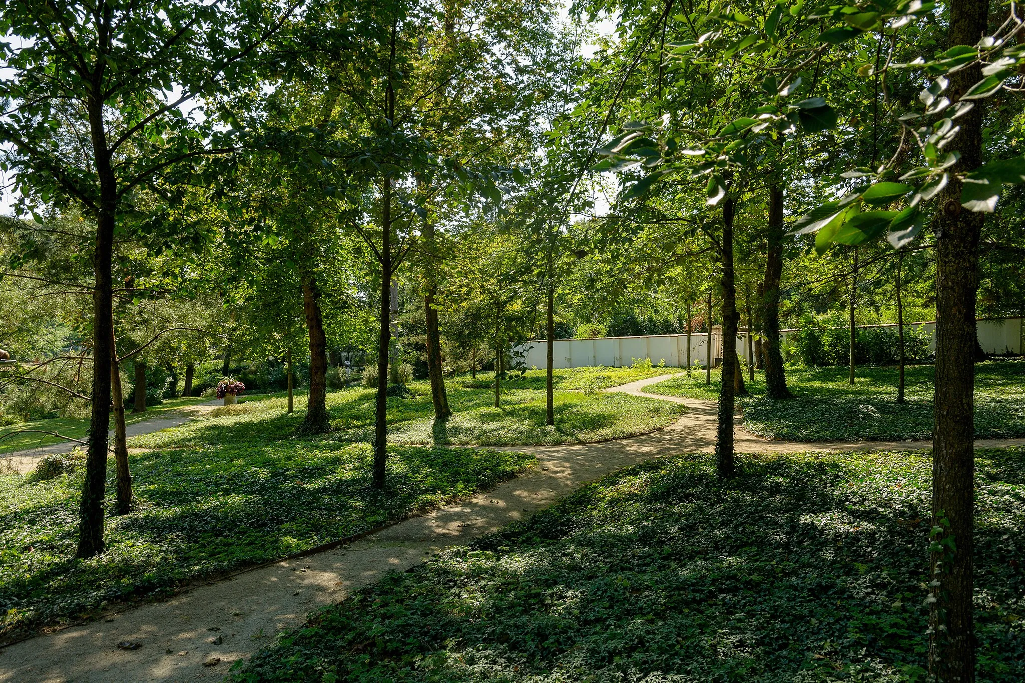 Photo showing: Engischer Garten Kleinwetzdorf (Heldenberg)