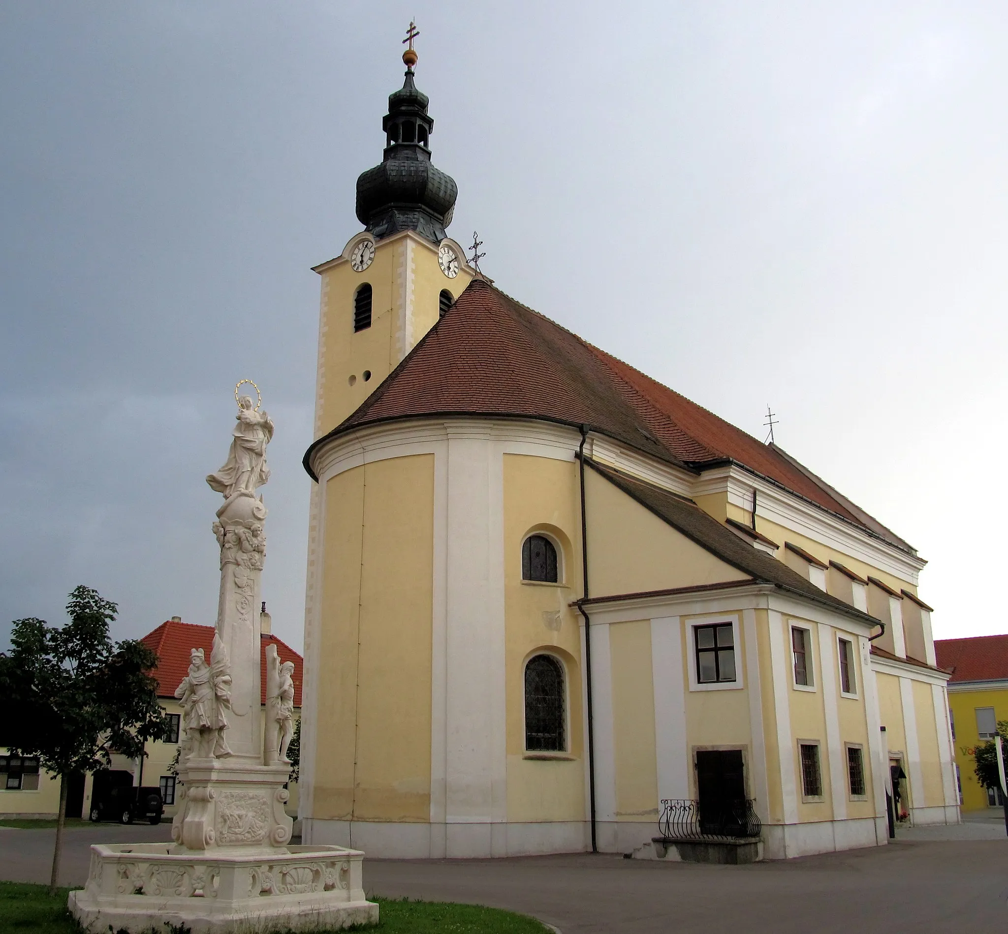 Photo showing: Stetteldorf - Pfarrkirche (im Juni 2012)