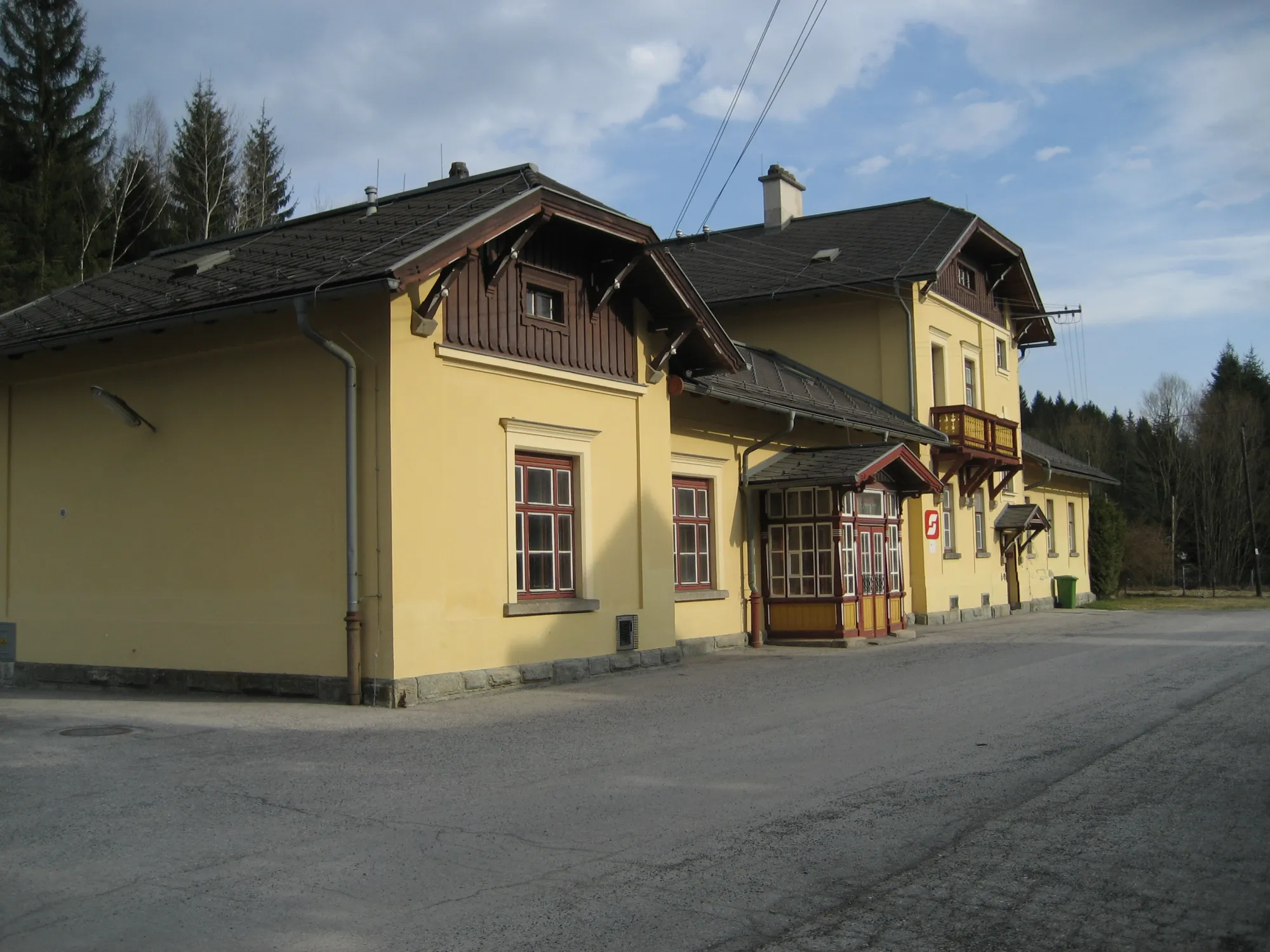 Photo showing: train station Ausschlag-Zöbern in Lower Austria