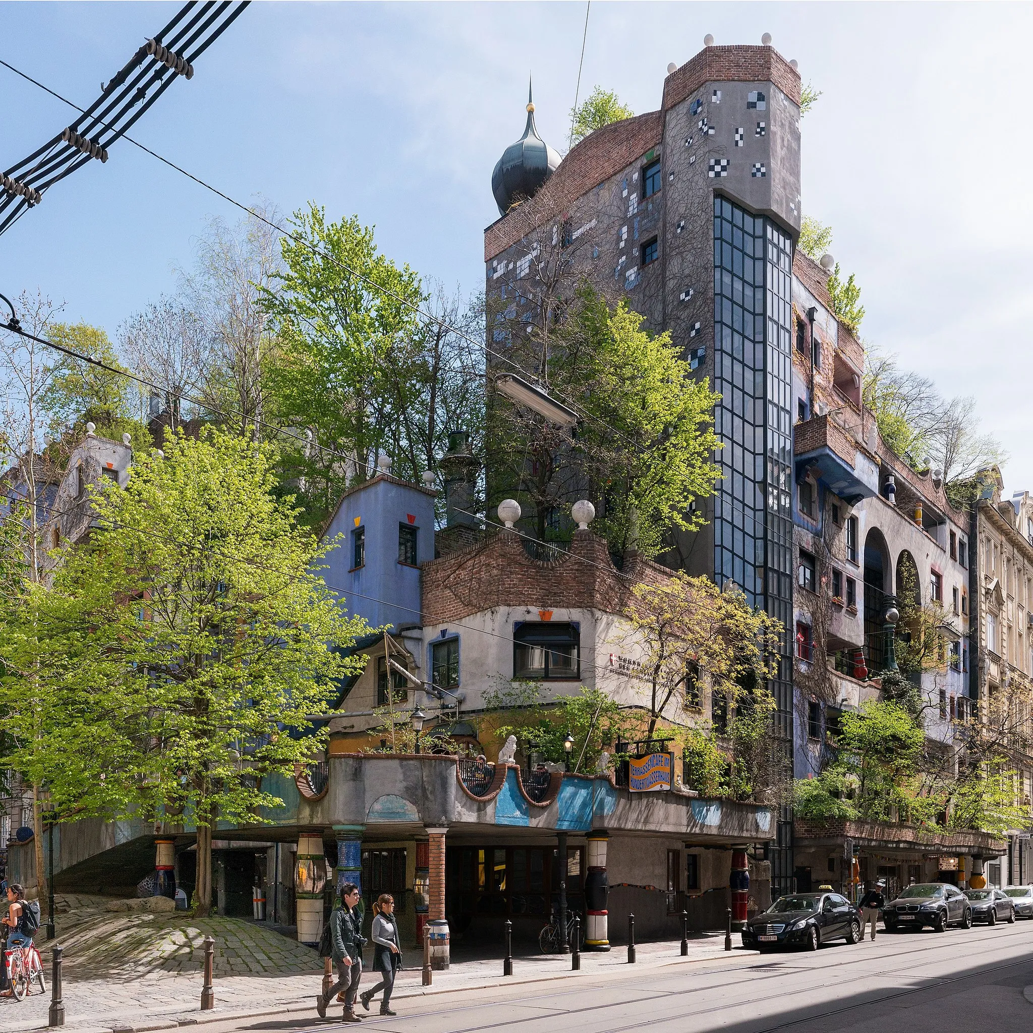 Photo showing: Hundertwasserhaus