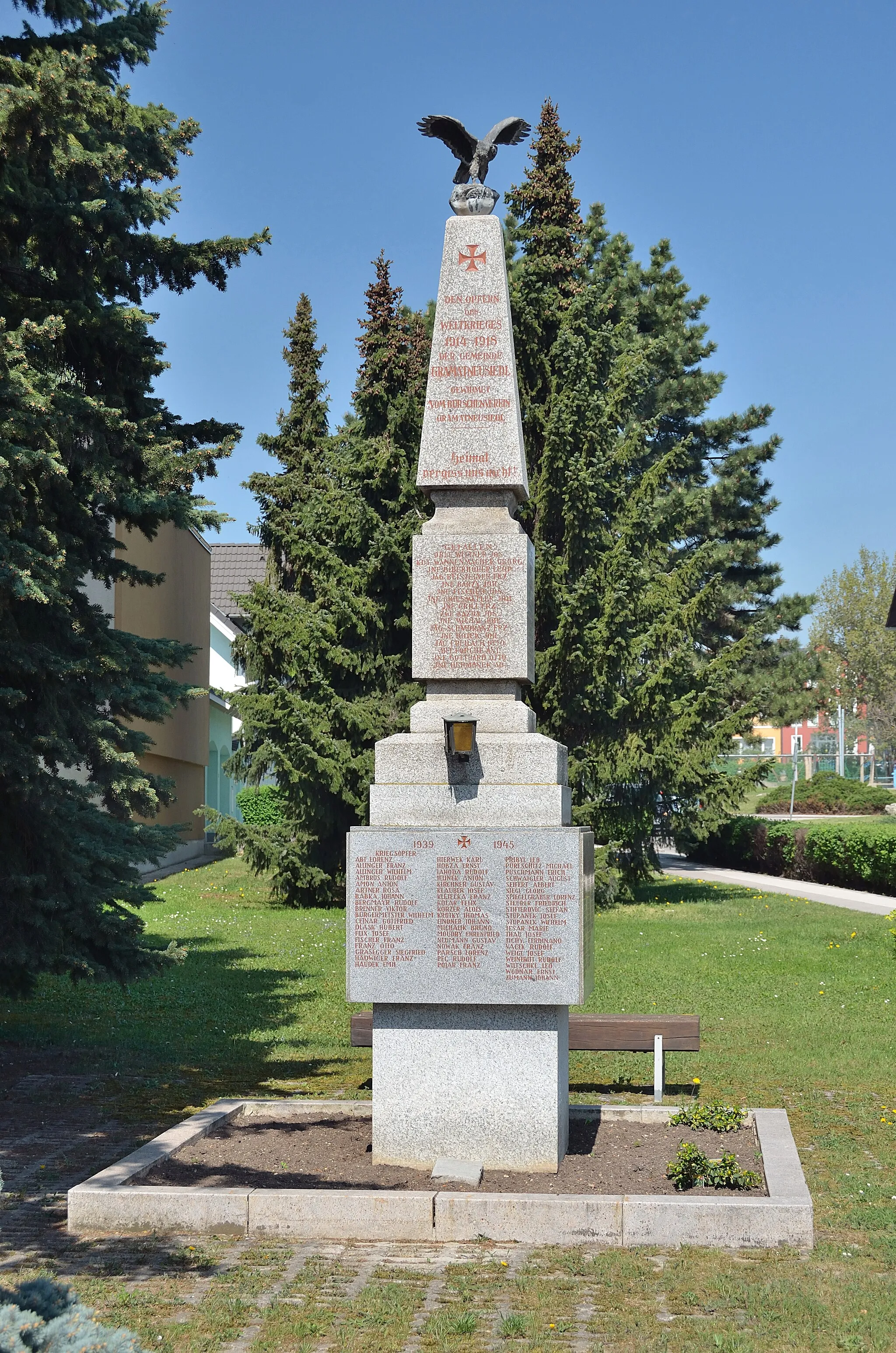 Photo showing: War memorial Gramatneusiedl, Lower Austria.