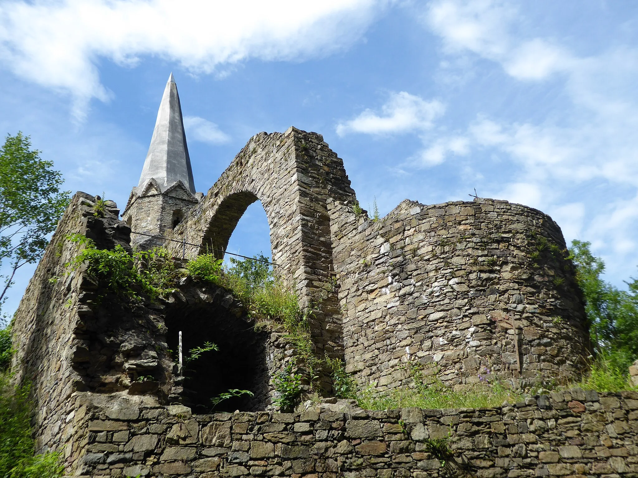 Photo showing: Burg- und Kapellenruine hl. Pankraz, Gossam, Emmersdorf, Niederösterreich