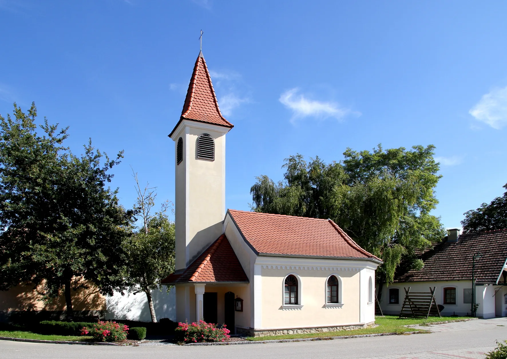Photo showing: Die Dorfkapelle von Seitzersdorf, eine Ortschaft in der niederösterreichischen Gemeinde Hausleiten.