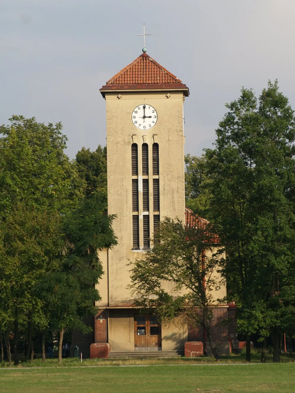 Photo showing: Church of St Agnes of Bohemia from 1935 in České Velenice, Jindřichův Hradec Distict, Czech Republic.
