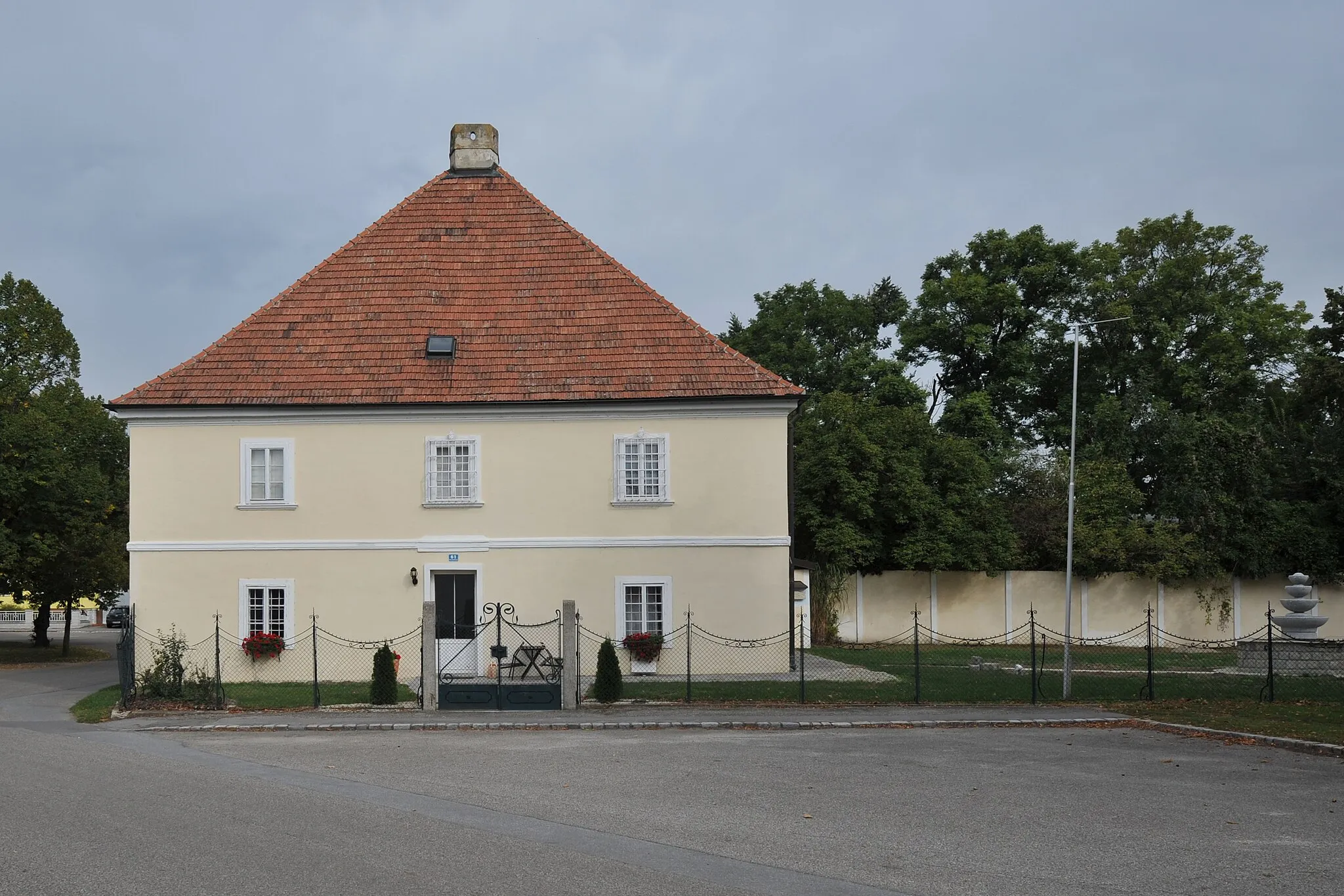 Photo showing: Sog. Priesterhaus