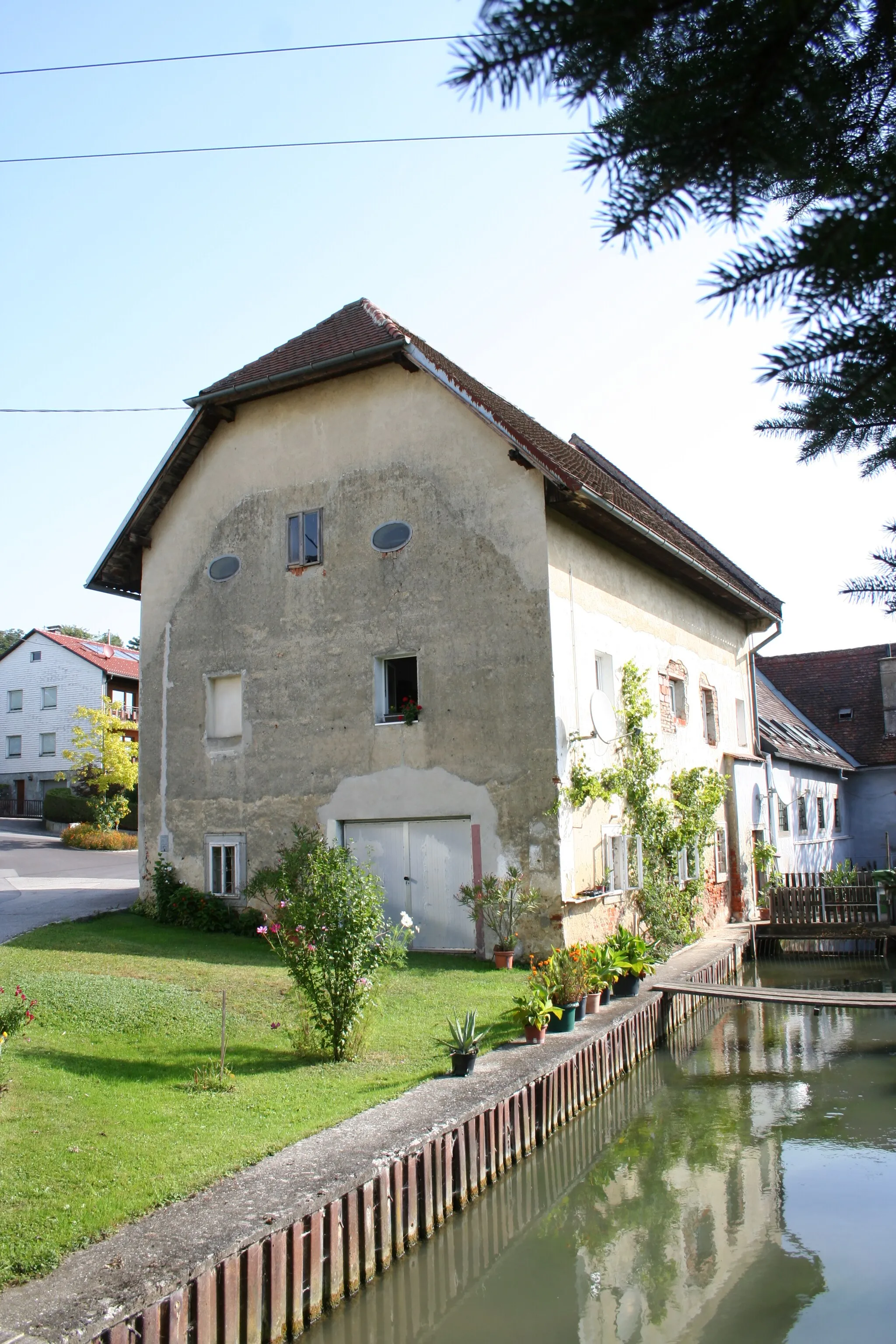Photo showing: Die ehemalige Hofmühle in St. Florian.