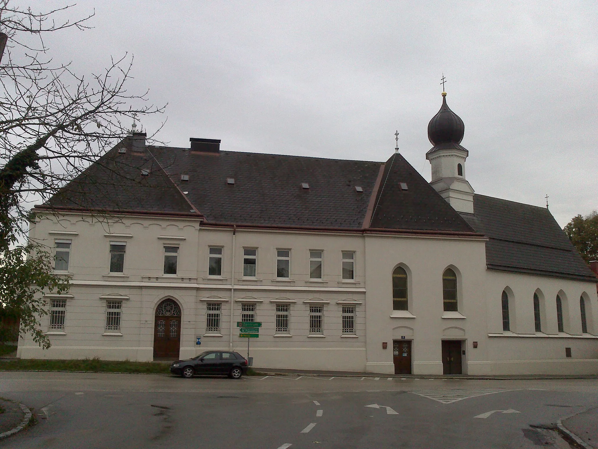 Photo showing: Redemptoristinnenkloster St. Anna und Kirche