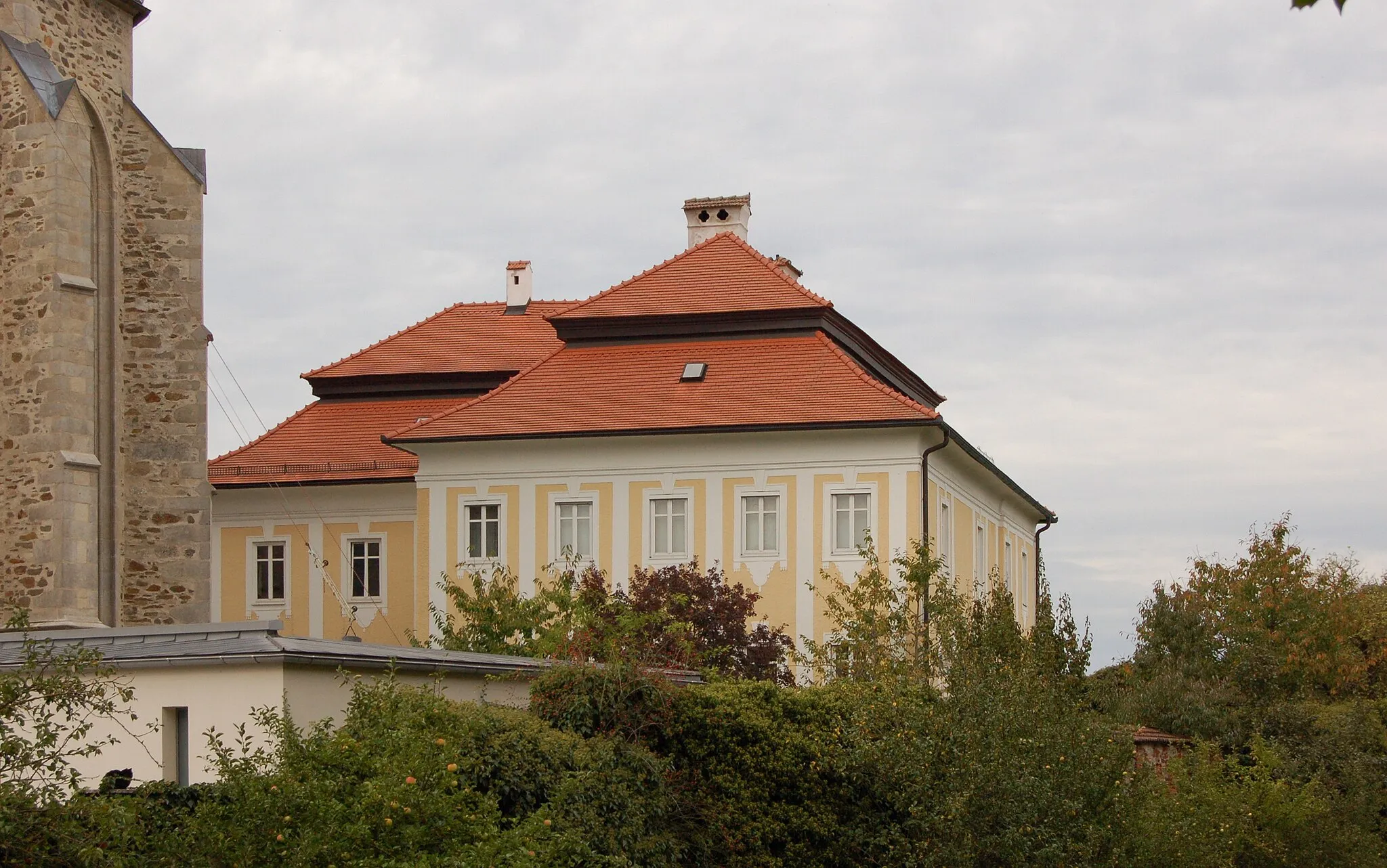 Photo showing: Der katholische Pfarrhof in Eferding, Oberösterreich.