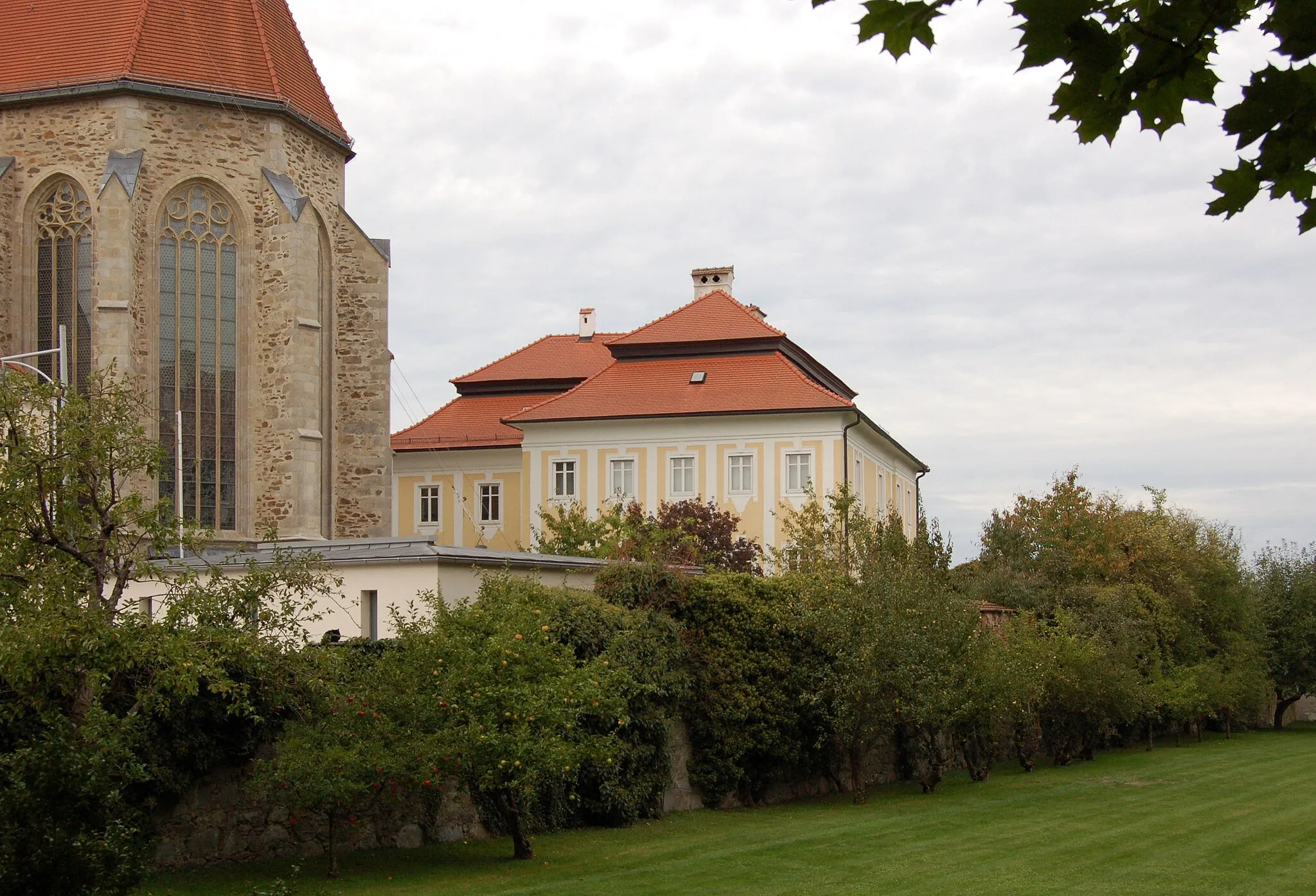 Photo showing: Der katholische Pfarrhof in Eferding, Oberösterreich.