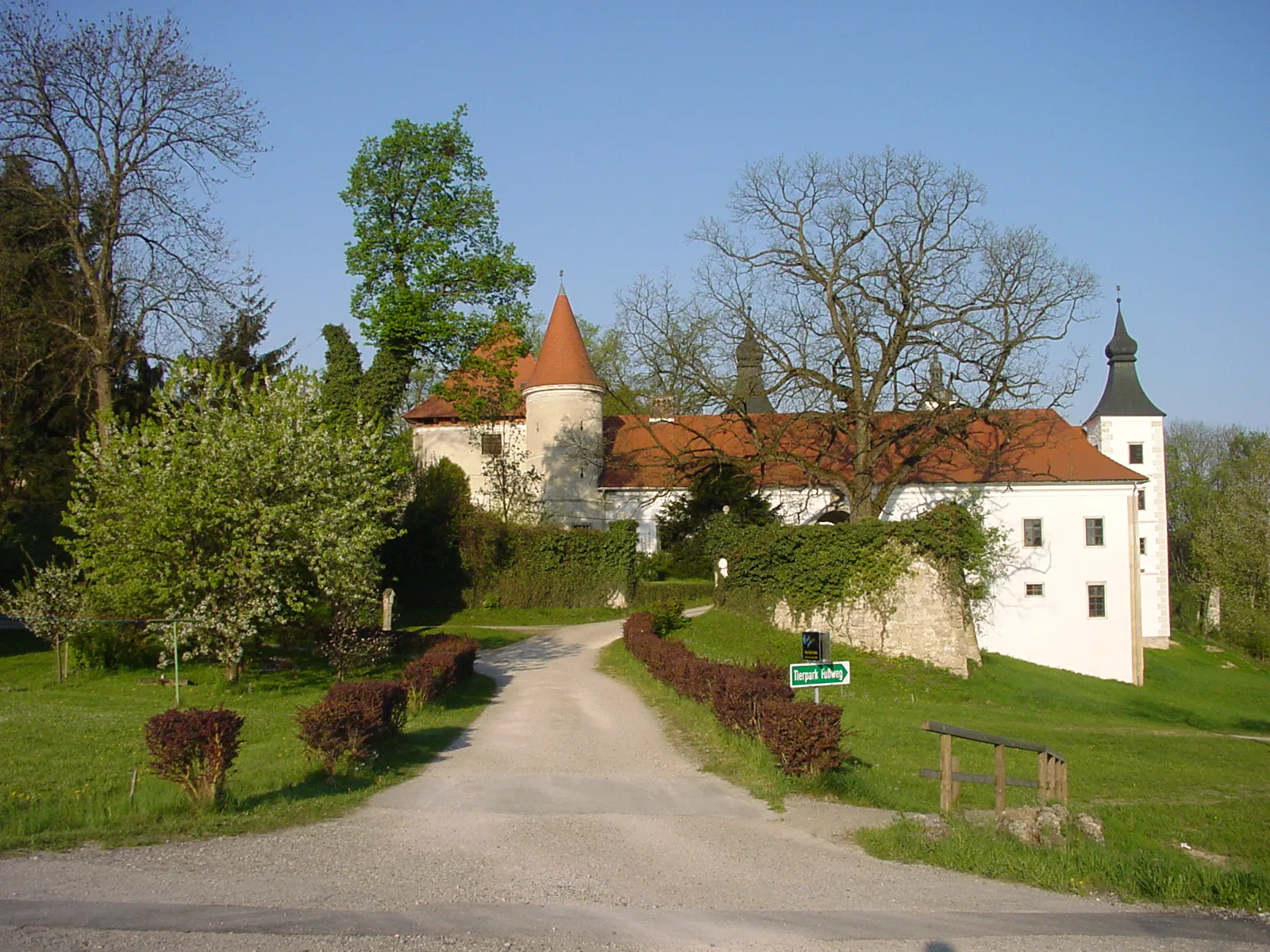 Photo showing: Salaberg Castle in the morning sun, from the east view.