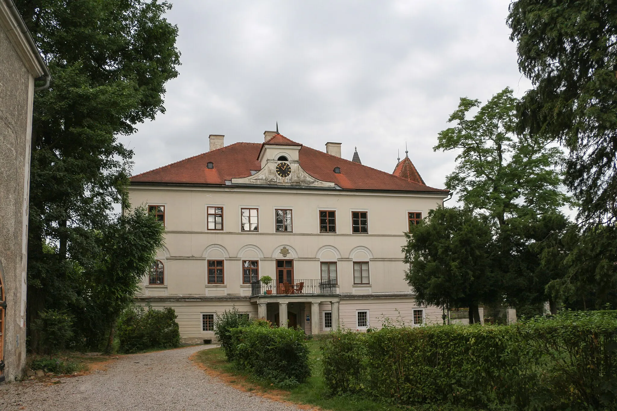 Photo showing: Schloss Kröllendorf, Allhartsberg in Niederösterreich