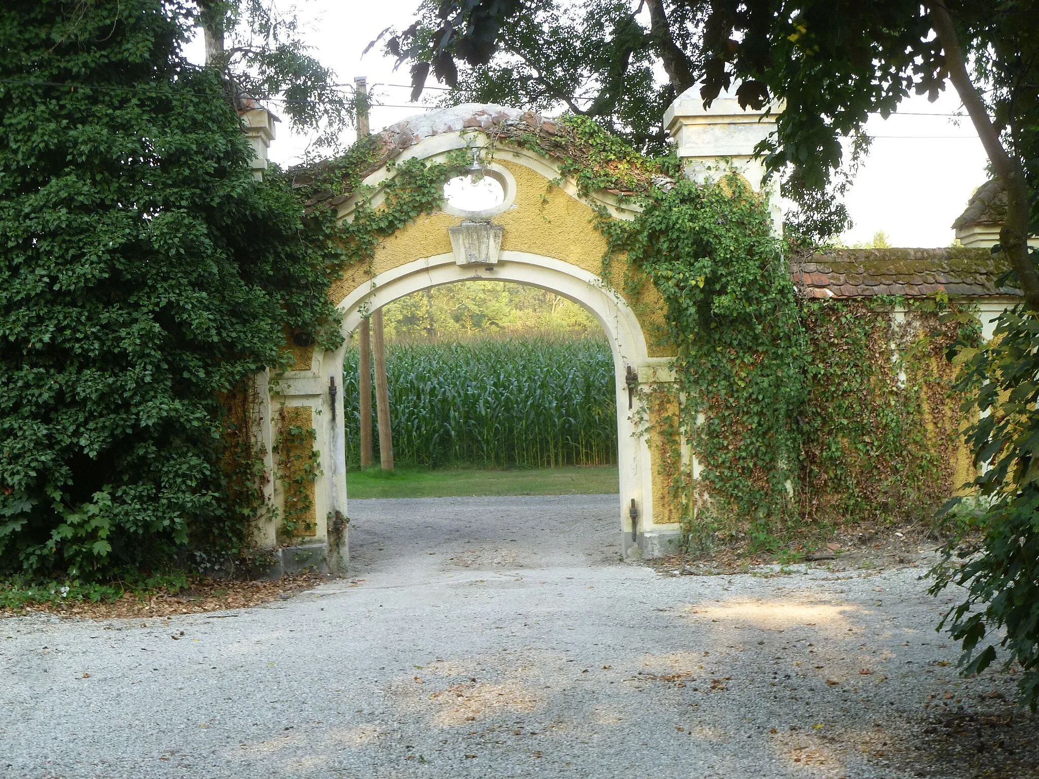 Photo showing: Schloss Auhof (Pupping)
