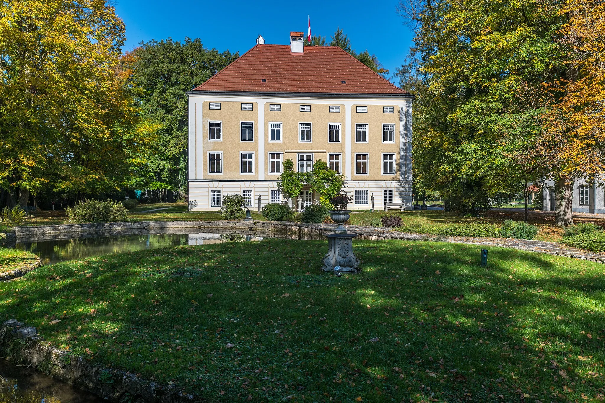 Photo showing: Schloss Oberweis (Laakirchen)