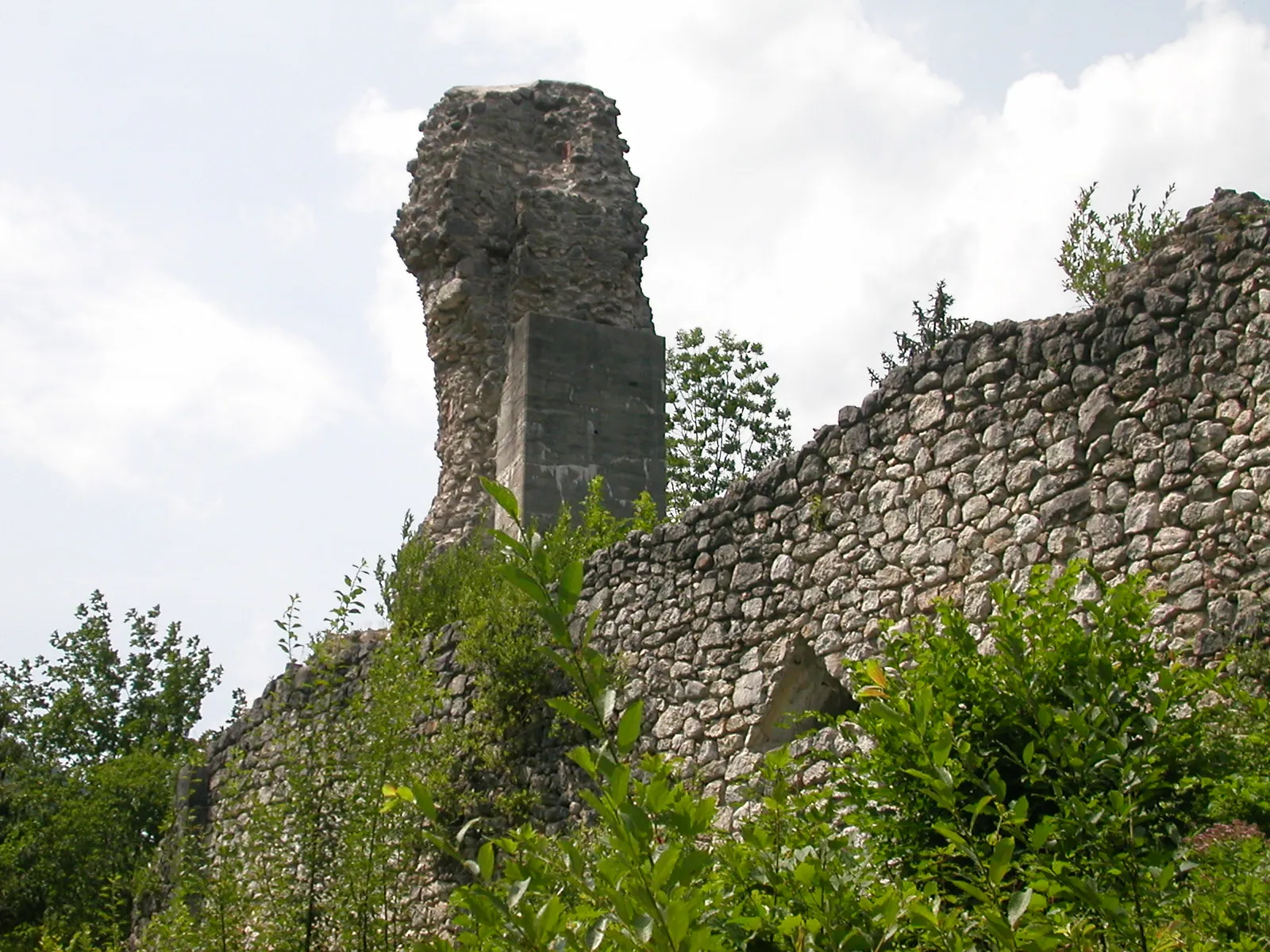 Photo showing: Bild der Burgruine Wildenstein bei Bad Ischl