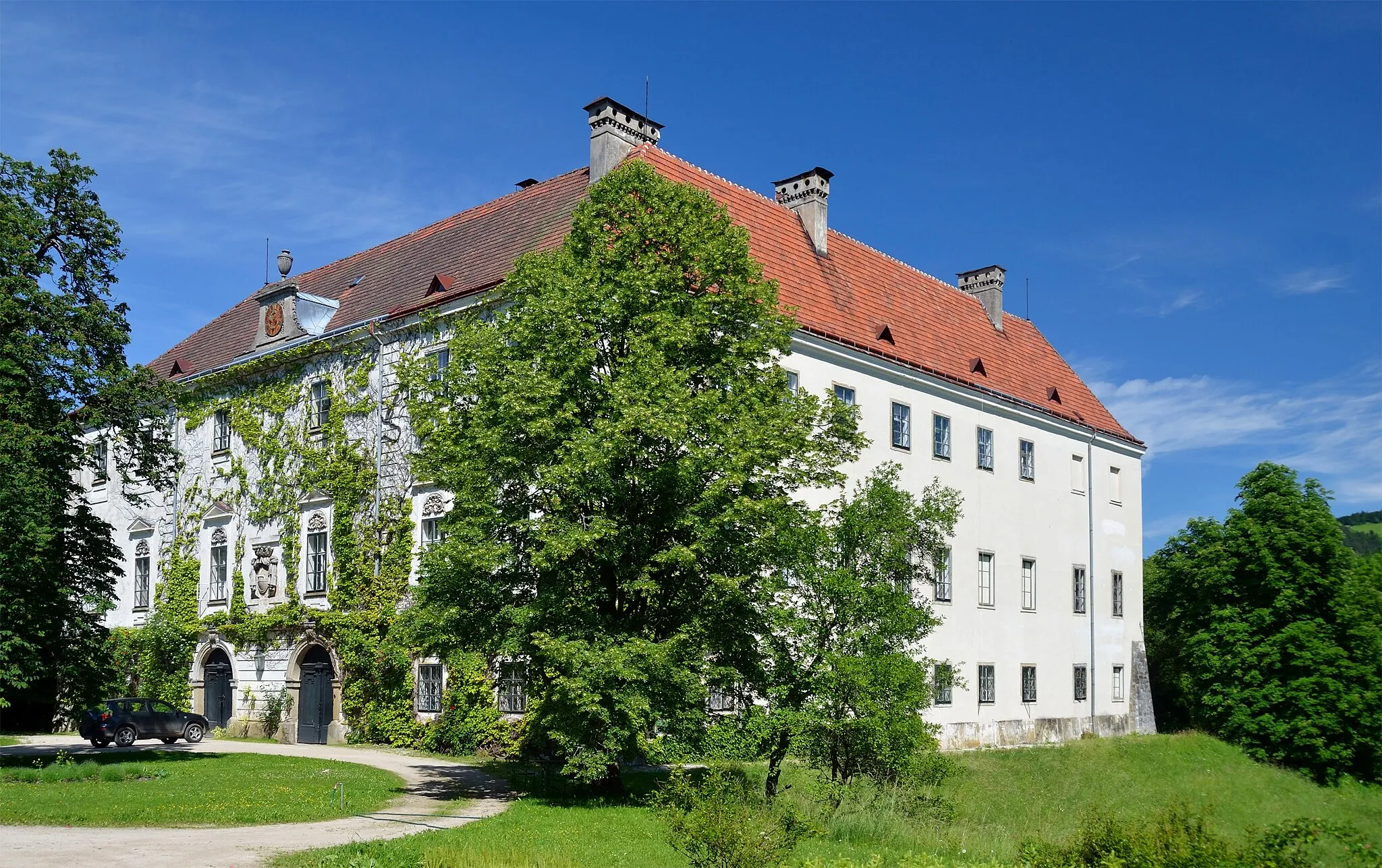 Photo showing: The castle Stiebar in Gresten, Lower Austria, is protected as a cultural heritage monument.