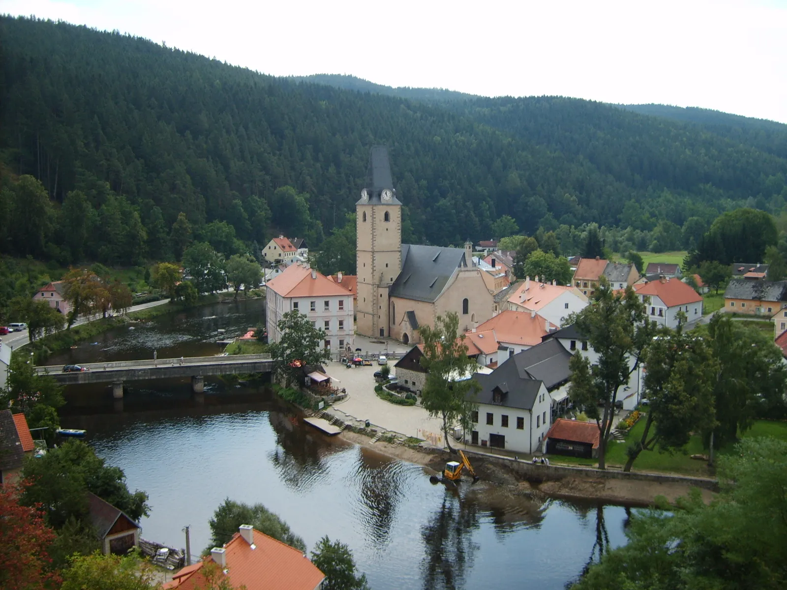 Photo showing: General view from the castle to town of Rožmberk.