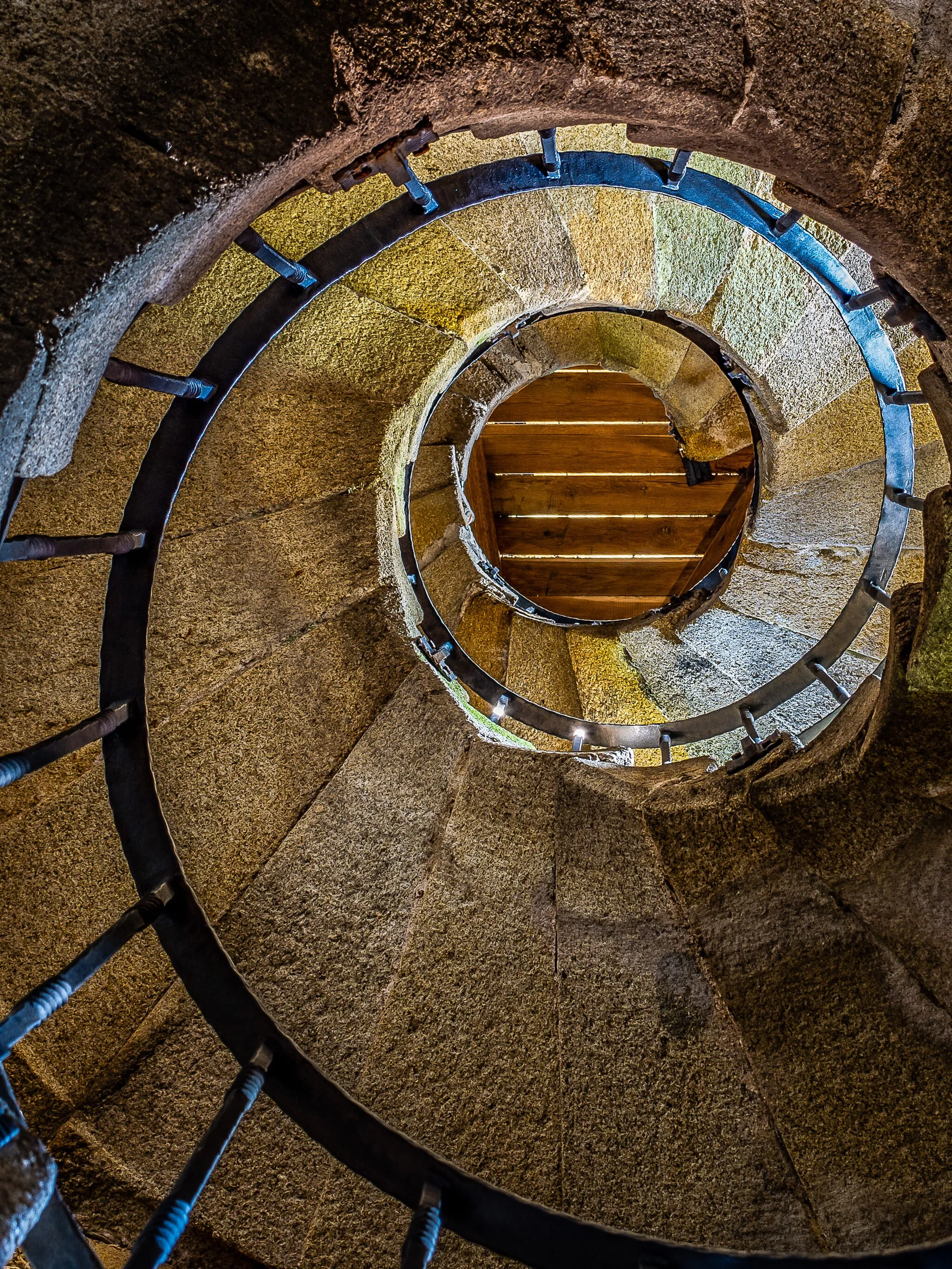 Photo showing: The top of the belfry of the parish church in Allerheiligen im Mühlkreis is acessible by a spiral staircase.