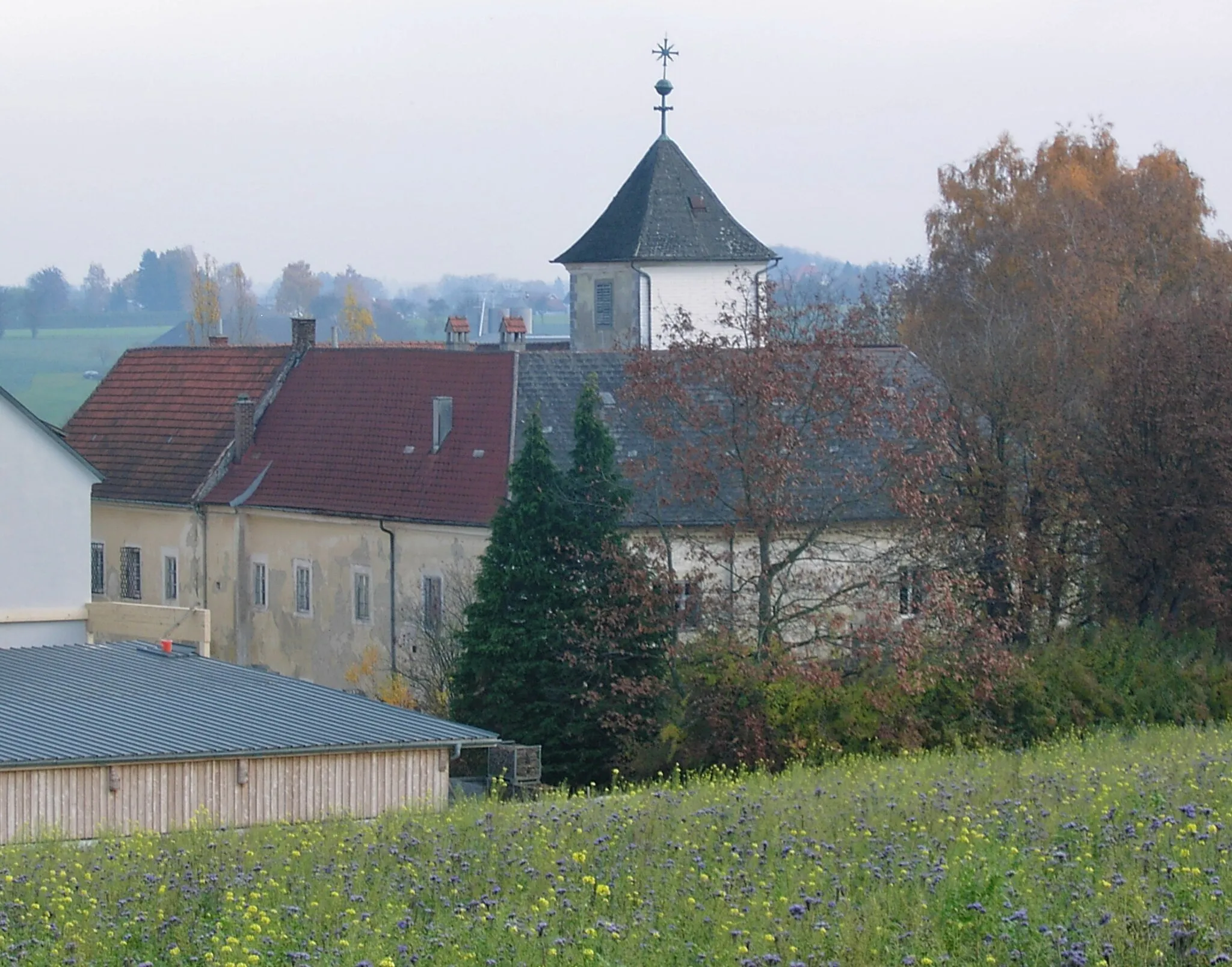 Photo showing: Pfarrkirchen bei Bad Hall Schloss Mühlgrub Mühlgruber Straße 42, Nordwestansicht