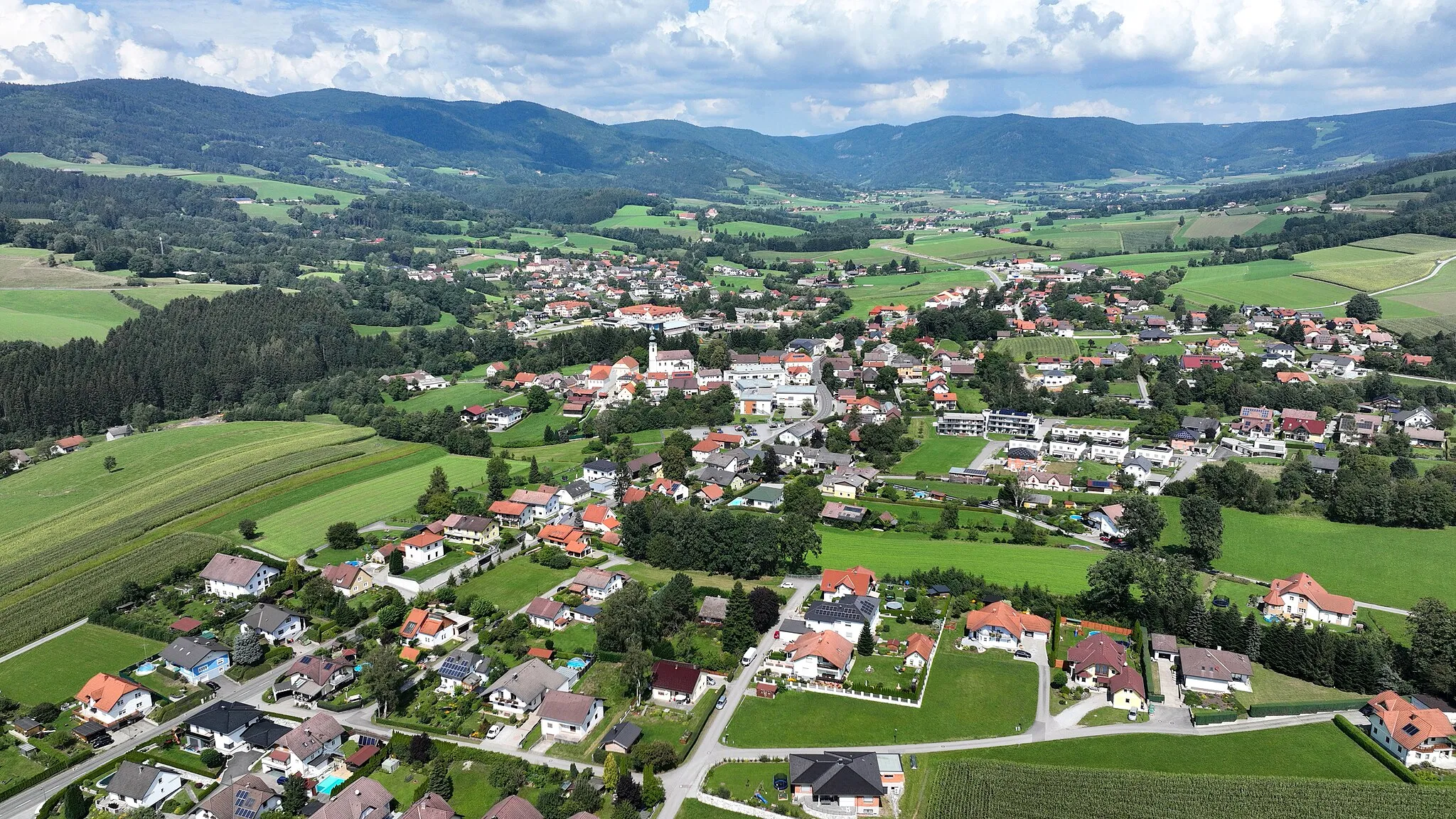 Photo showing: South view of Yspertal in Lower Austria.