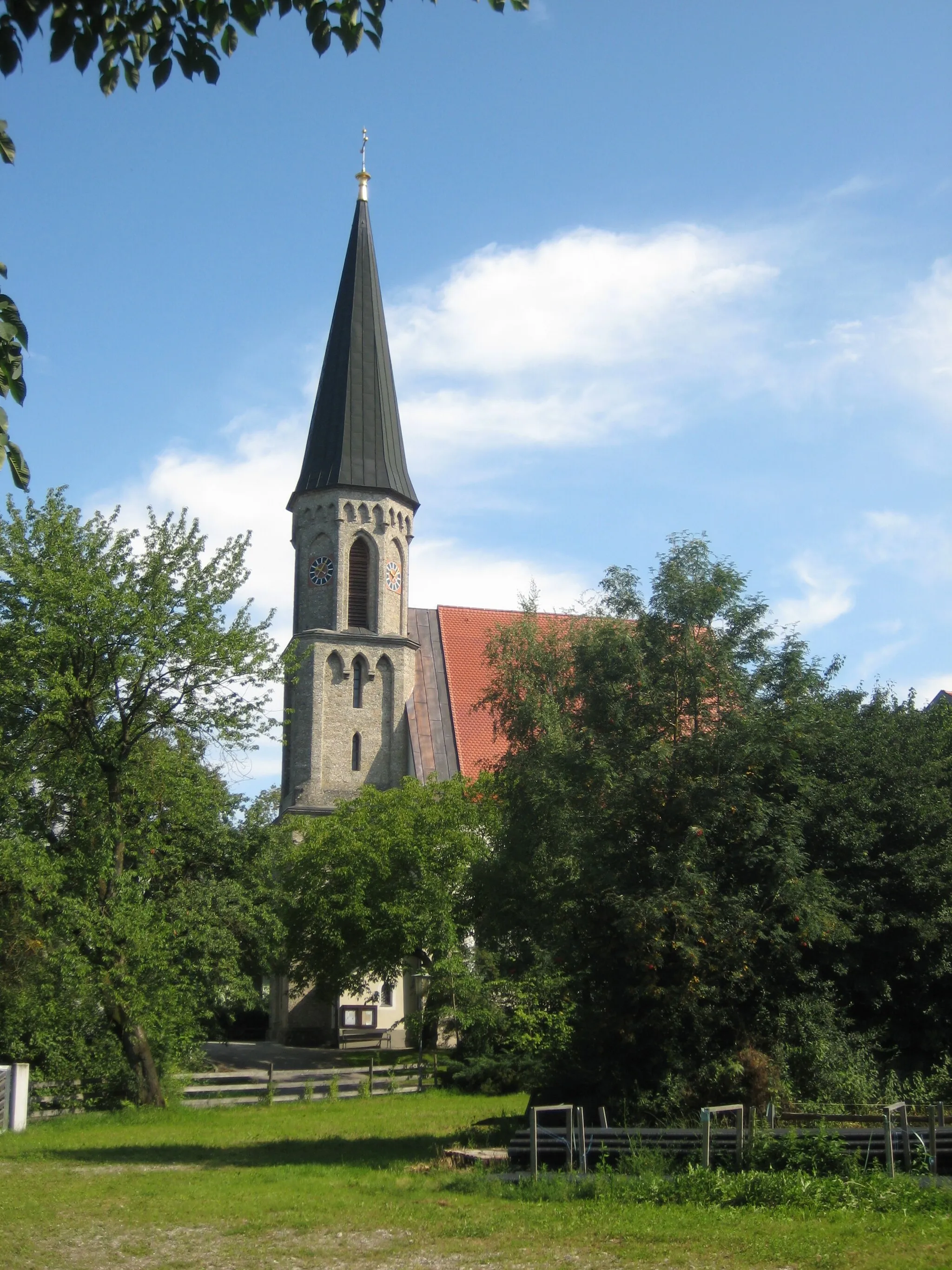 Photo showing: Kath. Pfarrkirche hl. Blasius, 14 Nothelfer und ehem. Friedhofsfläche