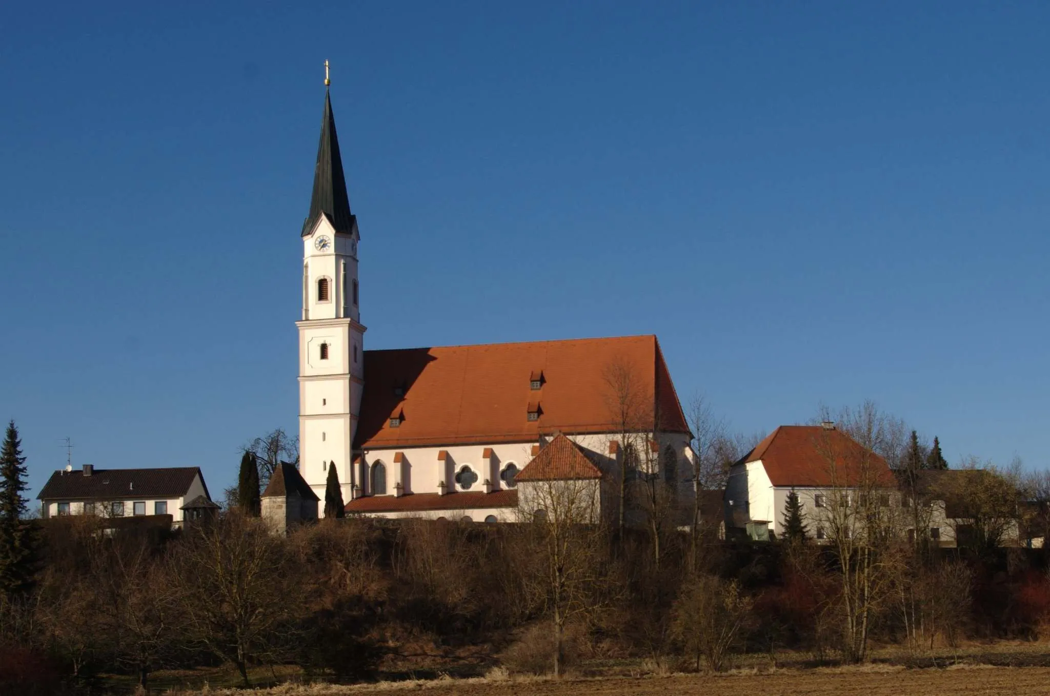 Photo showing: Pfarrkirche St. Marien in Kirchdorf am Inn