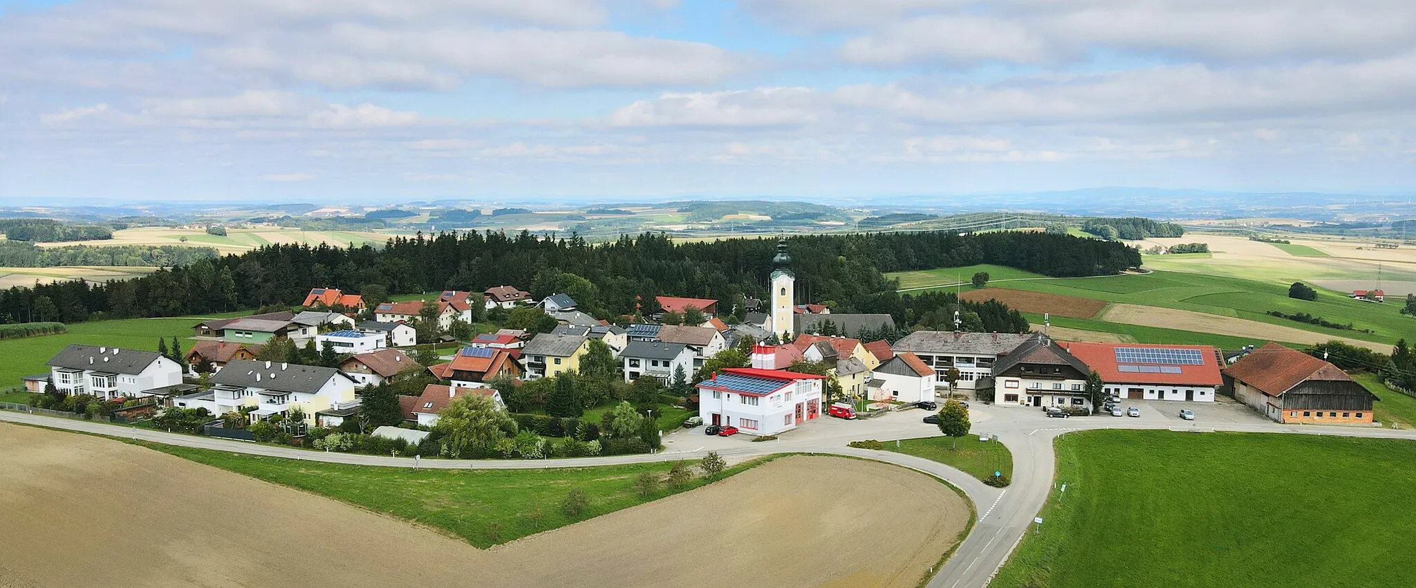 Photo showing: Aerial view of Geiersberg, Upper Austria.