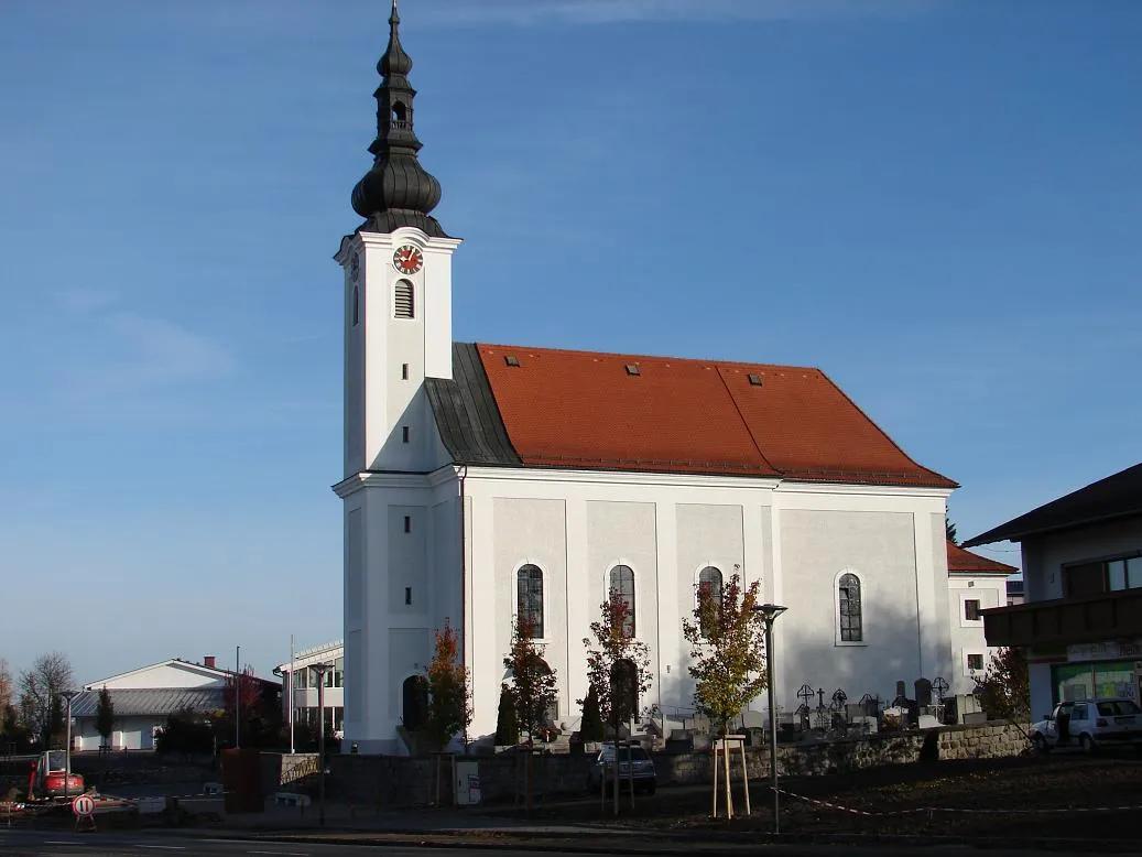Photo showing: Kirche der Gemeinde Neuhofen im Innkreis