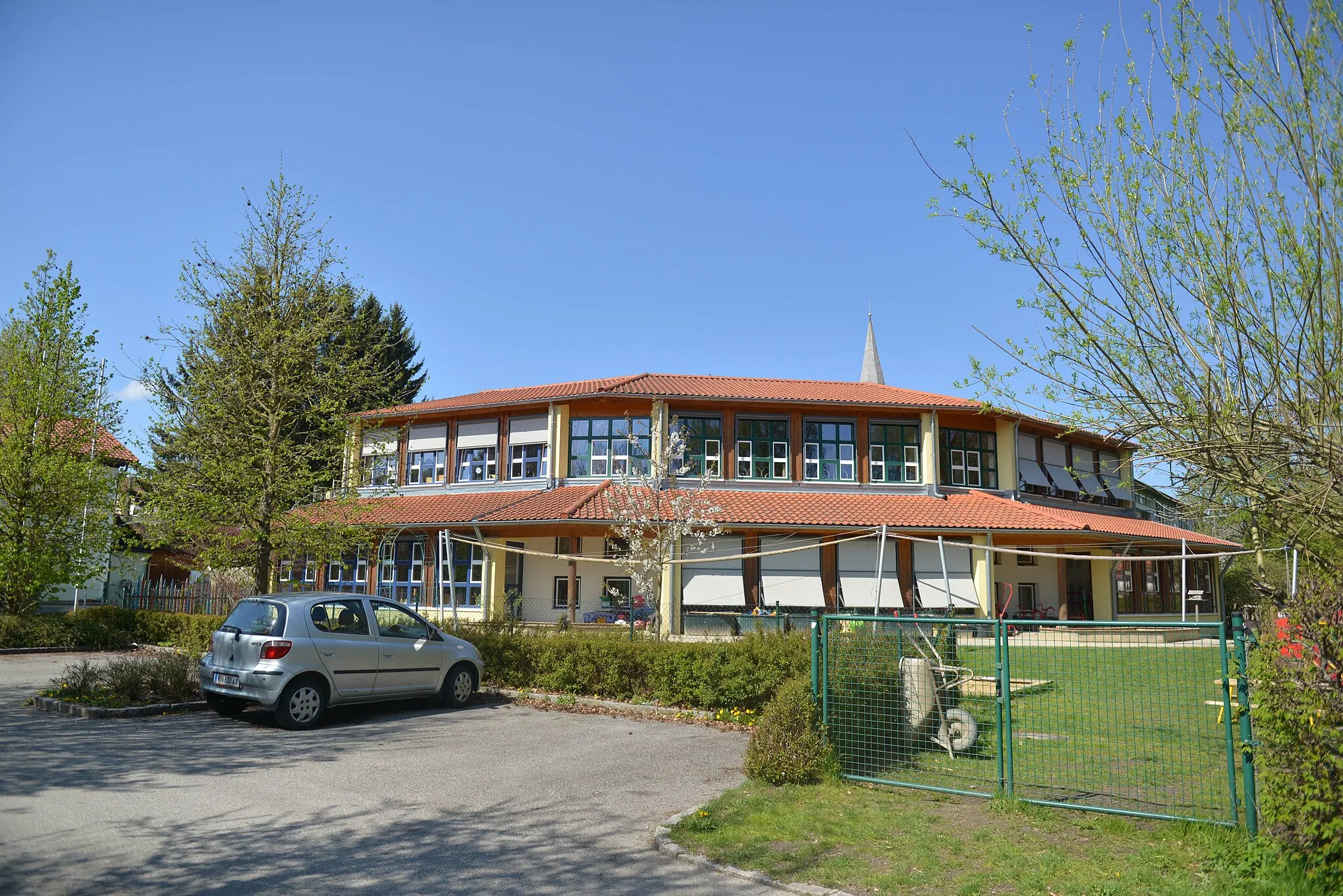 Photo showing: Kindergarten Mehrnbach