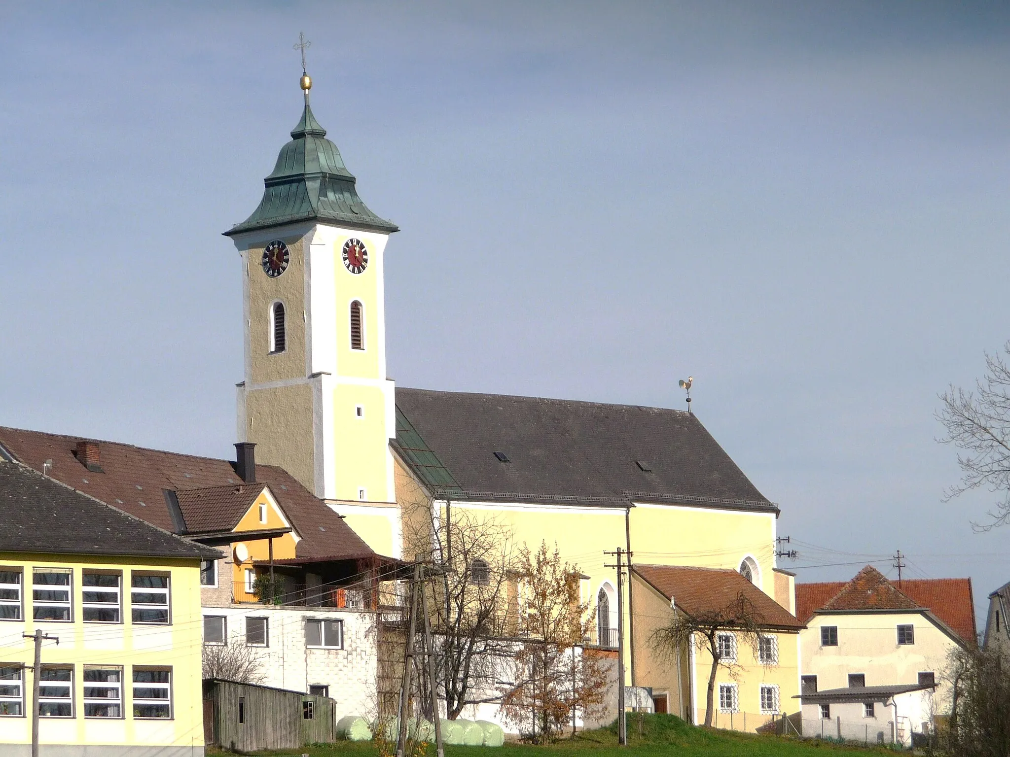 Photo showing: Die Kirche von Sankt Roman, Bezirk Schärding, Oberösterreich