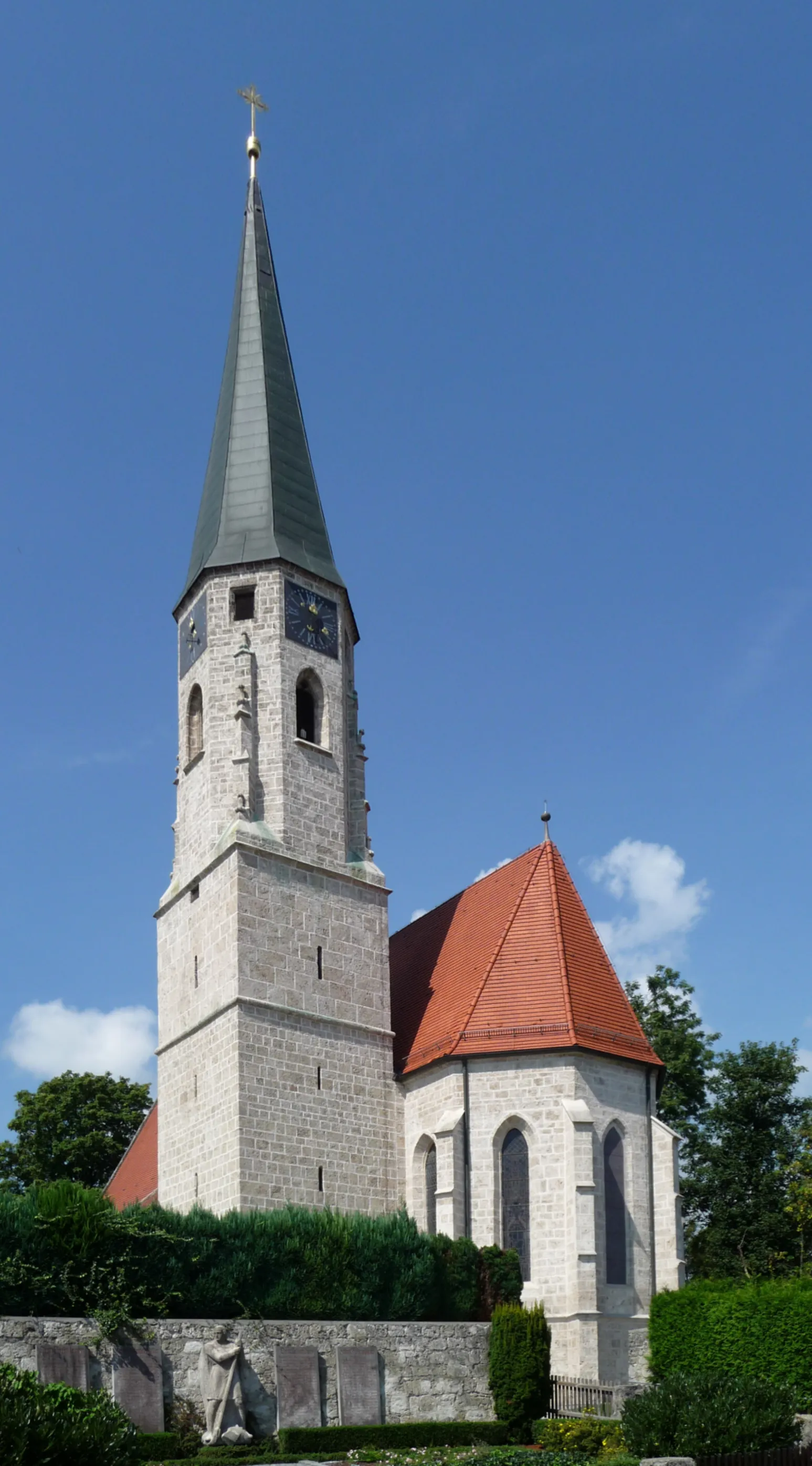 Photo showing: Die Pfarrkirche Maria Himmelfahrt in Ering