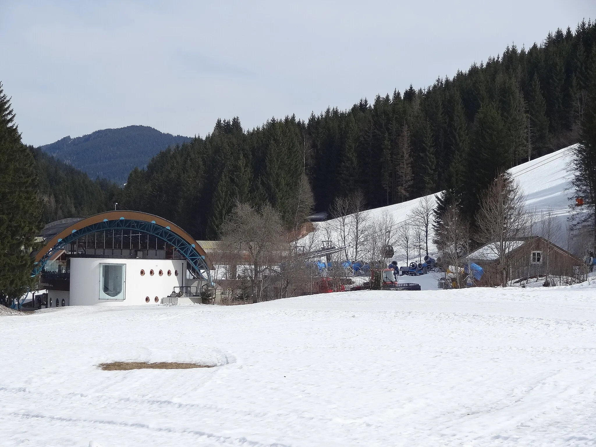 Photo showing: Piste Papageno, Talstation Gondelbahn