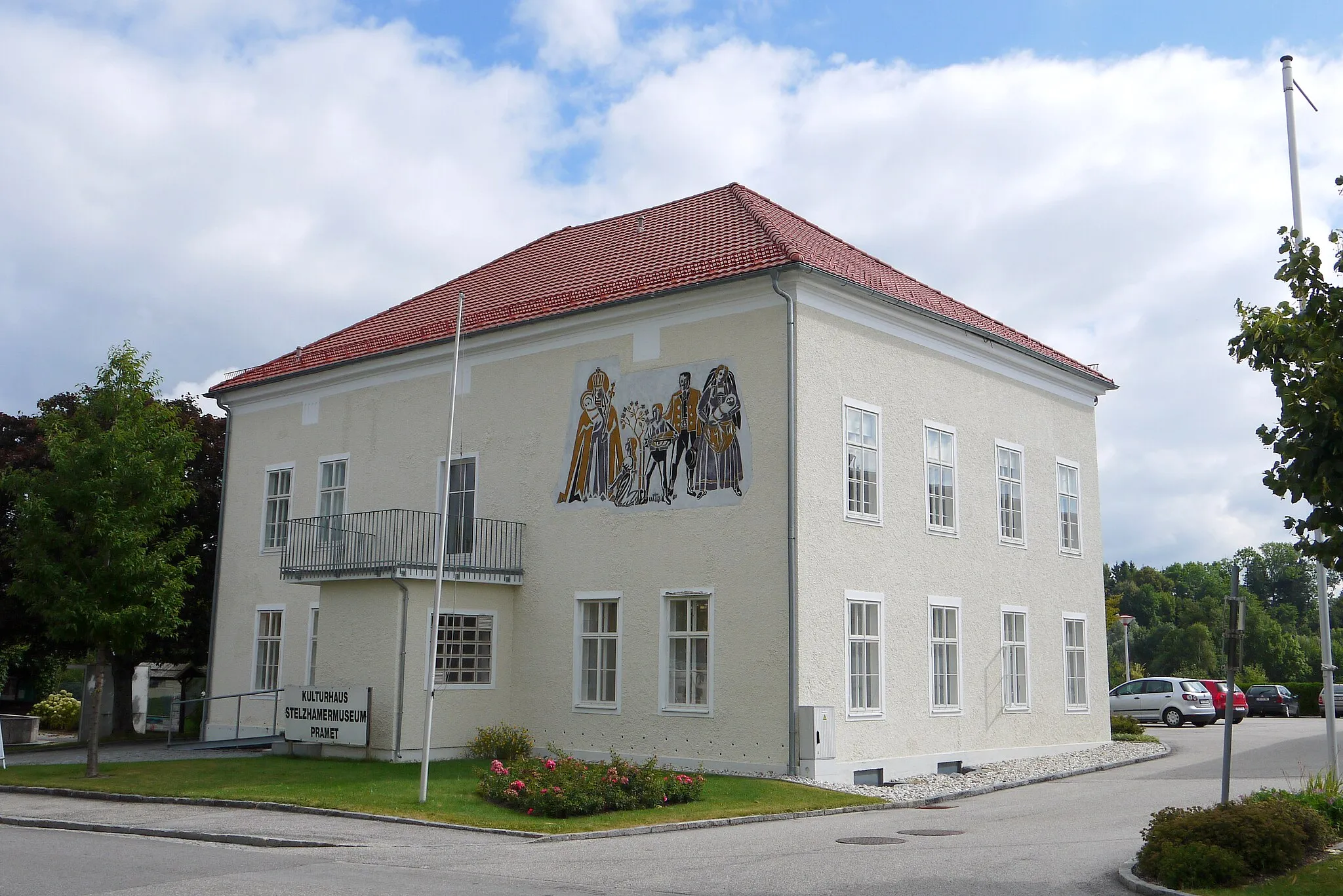 Photo showing: Alte Volksschule