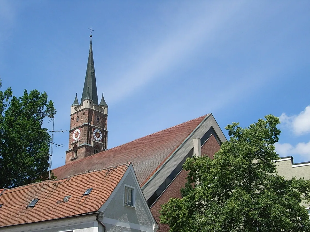 Photo showing: Die Stadtpfarrkirche St. Simon und Judas Thaddäus in Pfarrkirchen