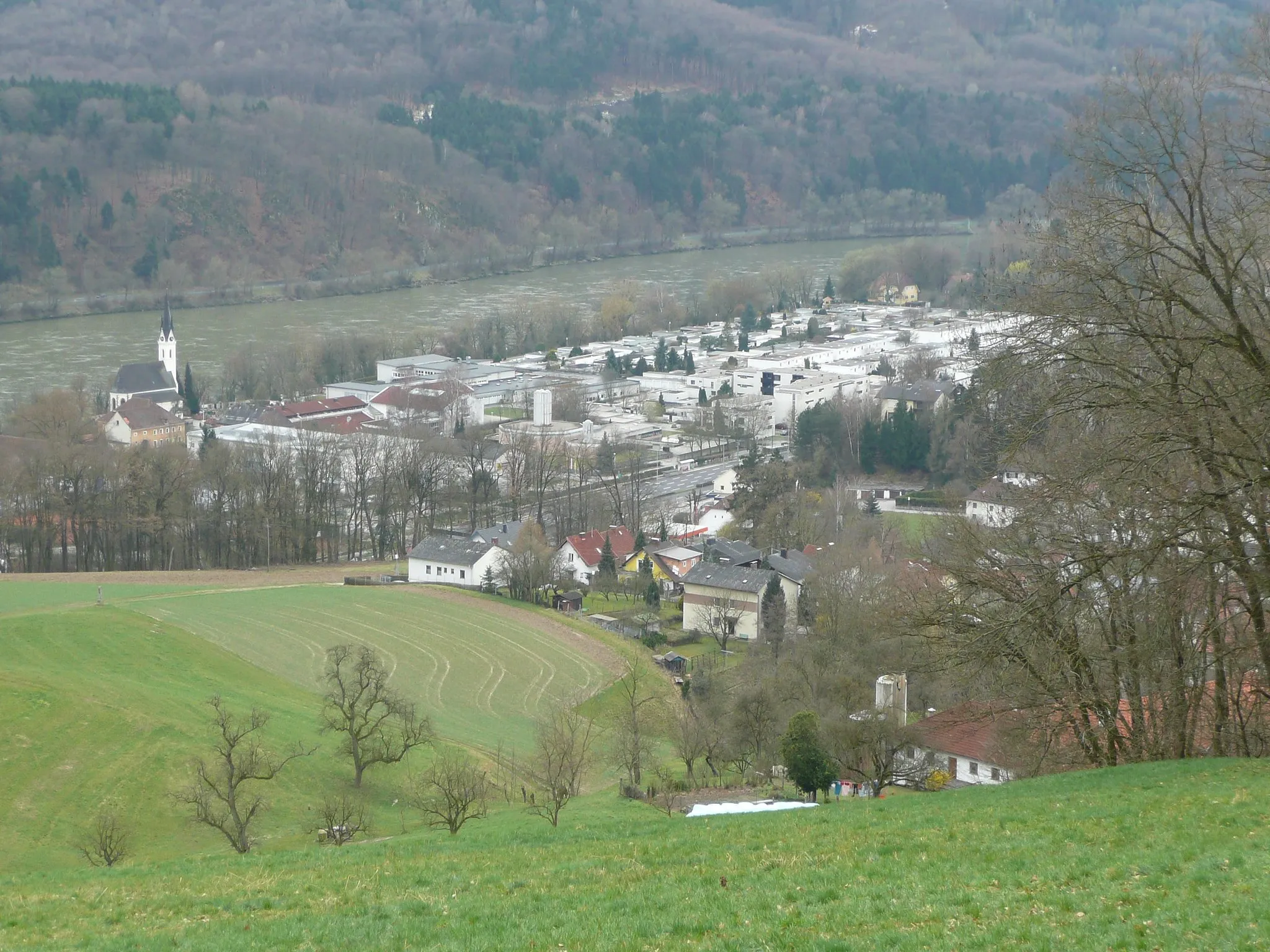 Photo showing: Blick auf Puchenau