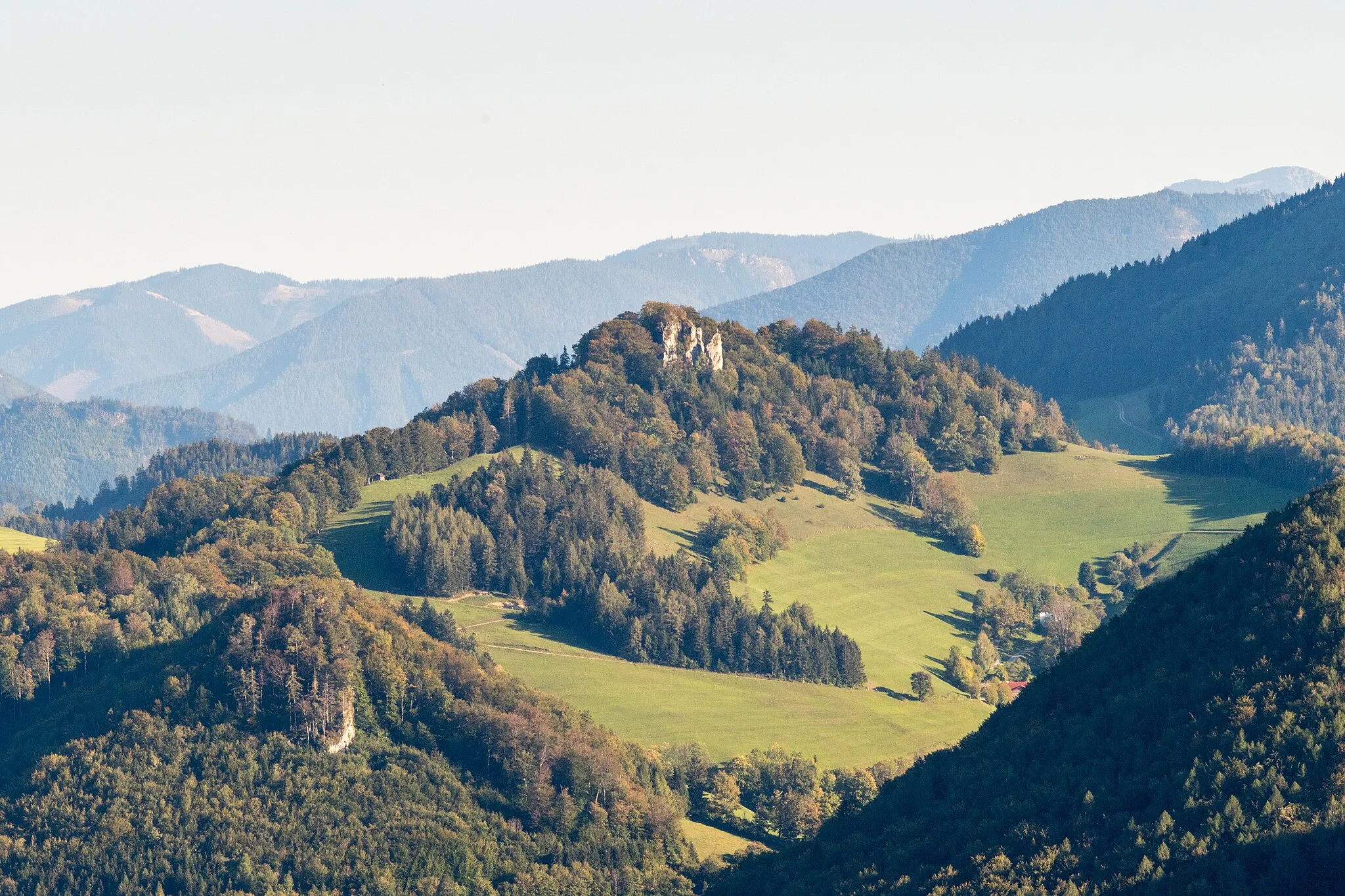 Photo showing: Sauzahn bei Laussa von Rumplhöhe aus gesehen