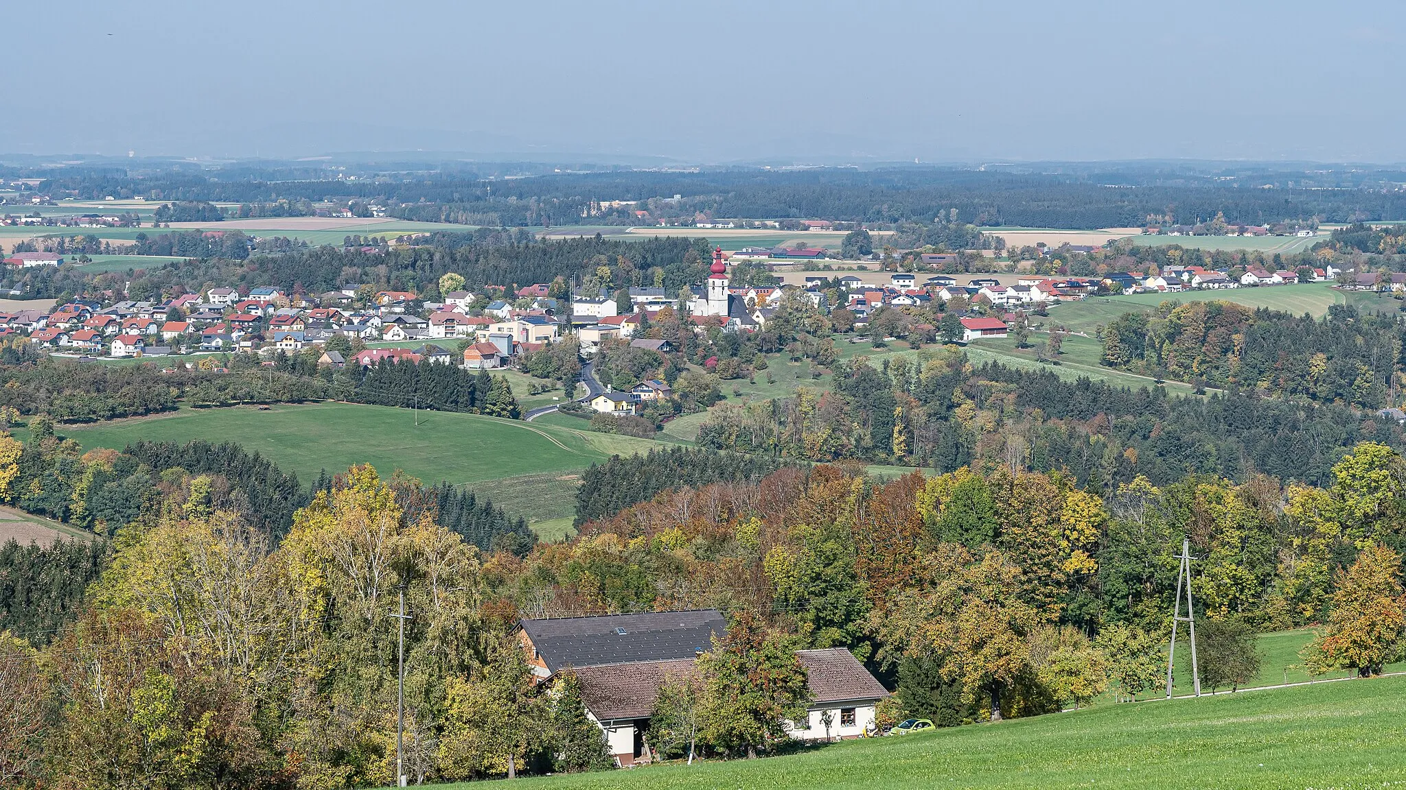 Photo showing: Waldneukirchen is a community in Upper Austria in Bezirk Steyr-Land.